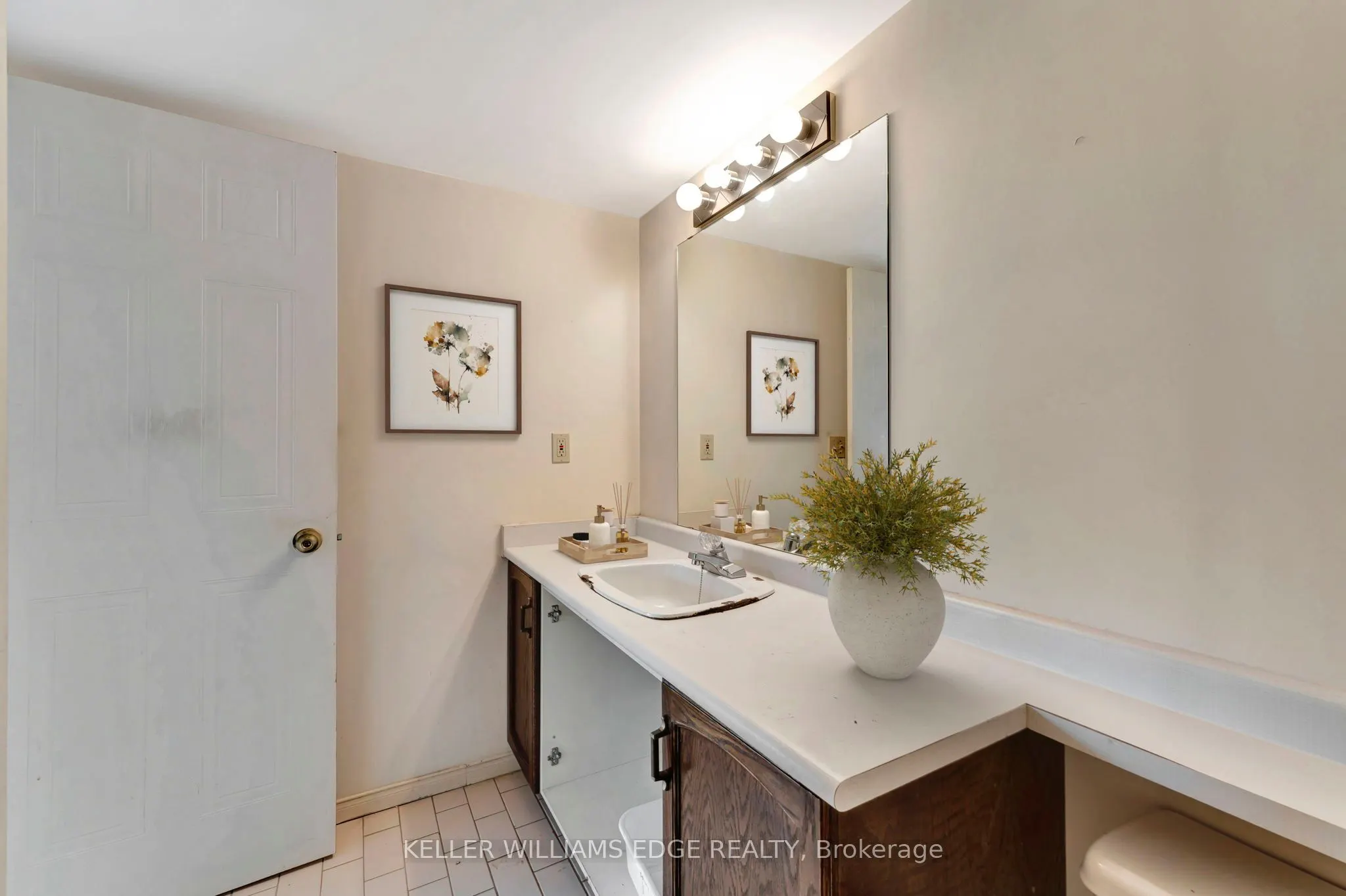 1270 Maple Crossing Boulevard, #1502