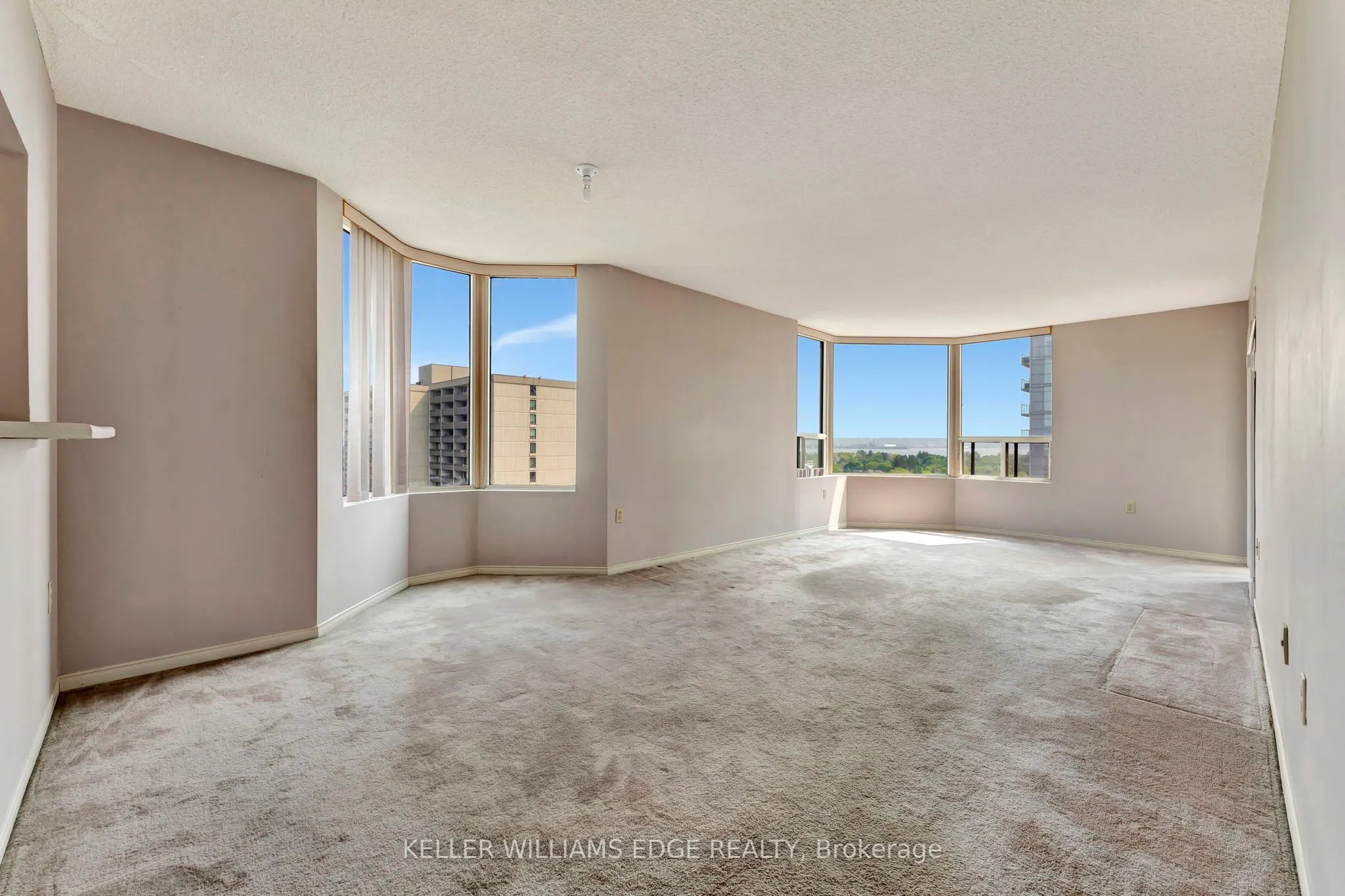 1270 Maple Crossing Boulevard, #1502