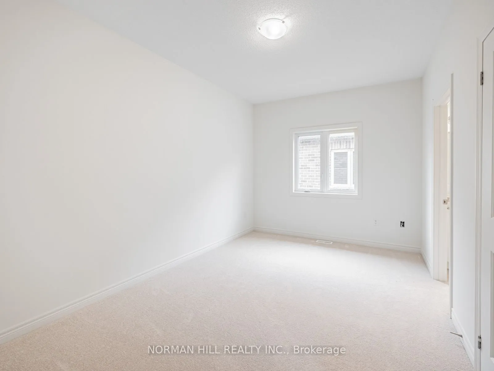27 Unwind Crescent