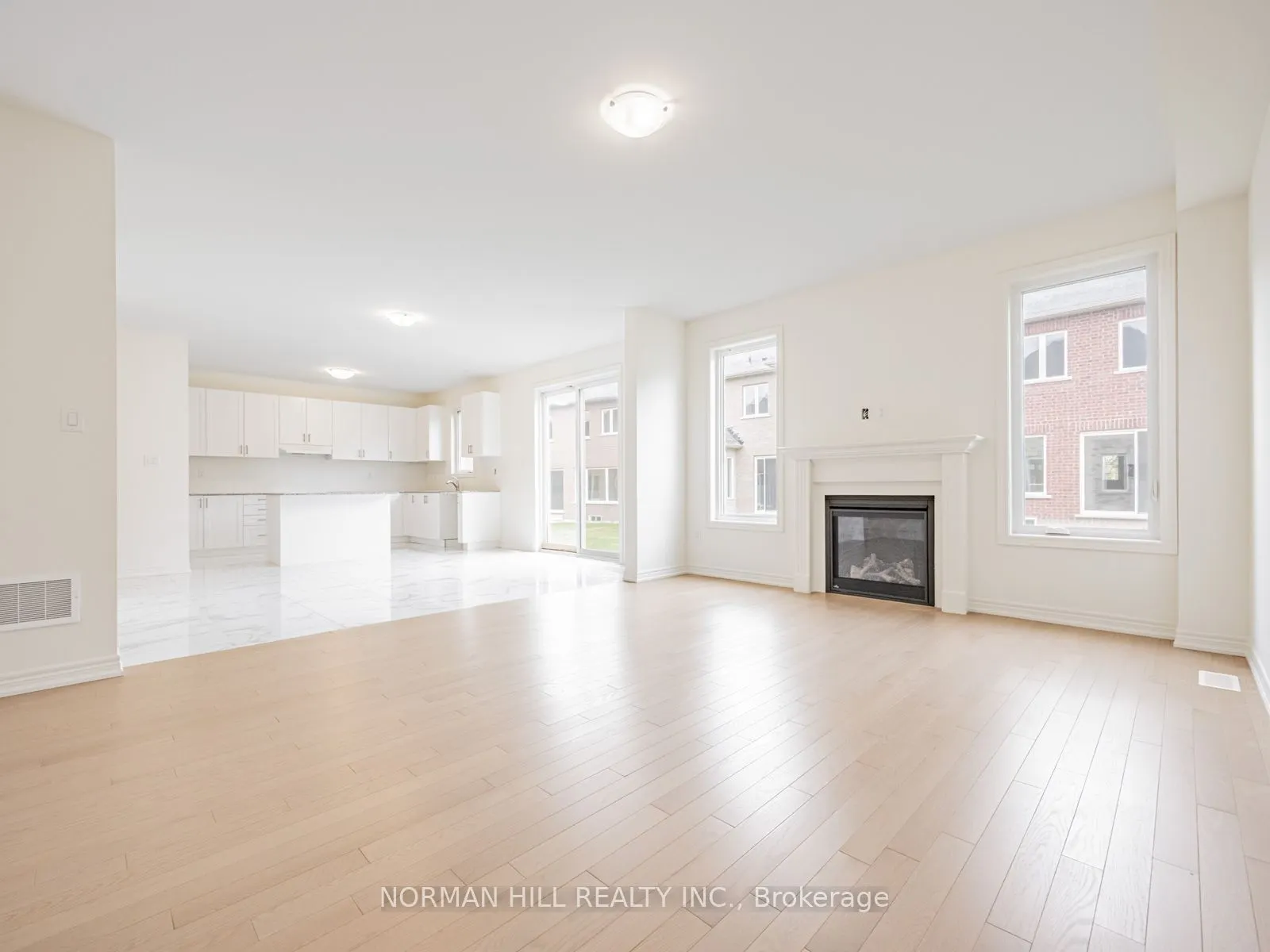 27 Unwind Crescent
