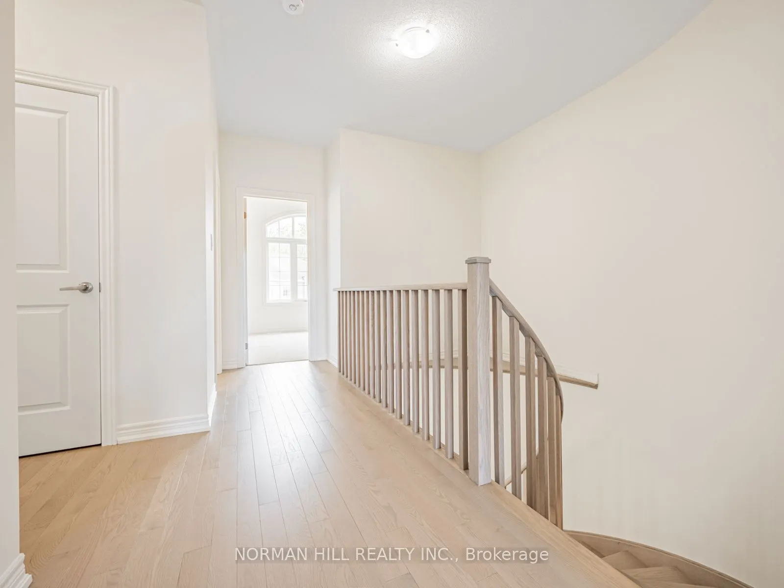 27 Unwind Crescent