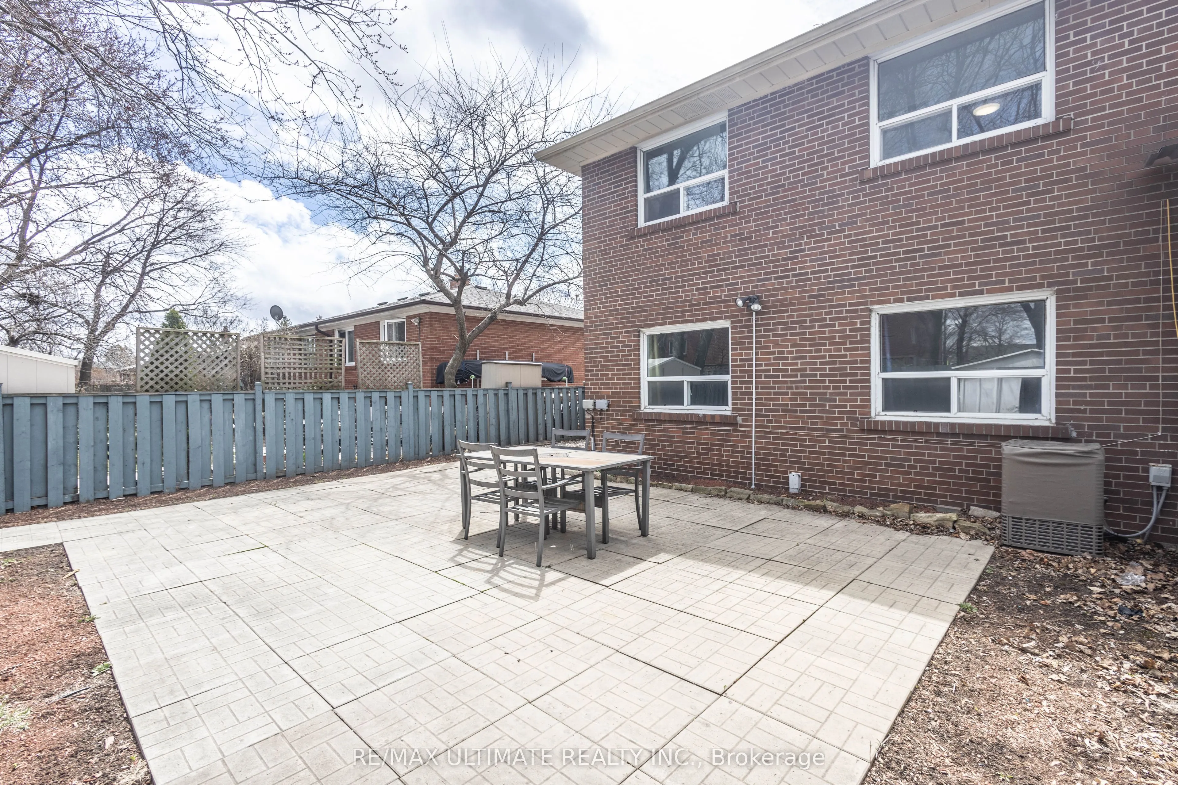 3641 Holden Crescent