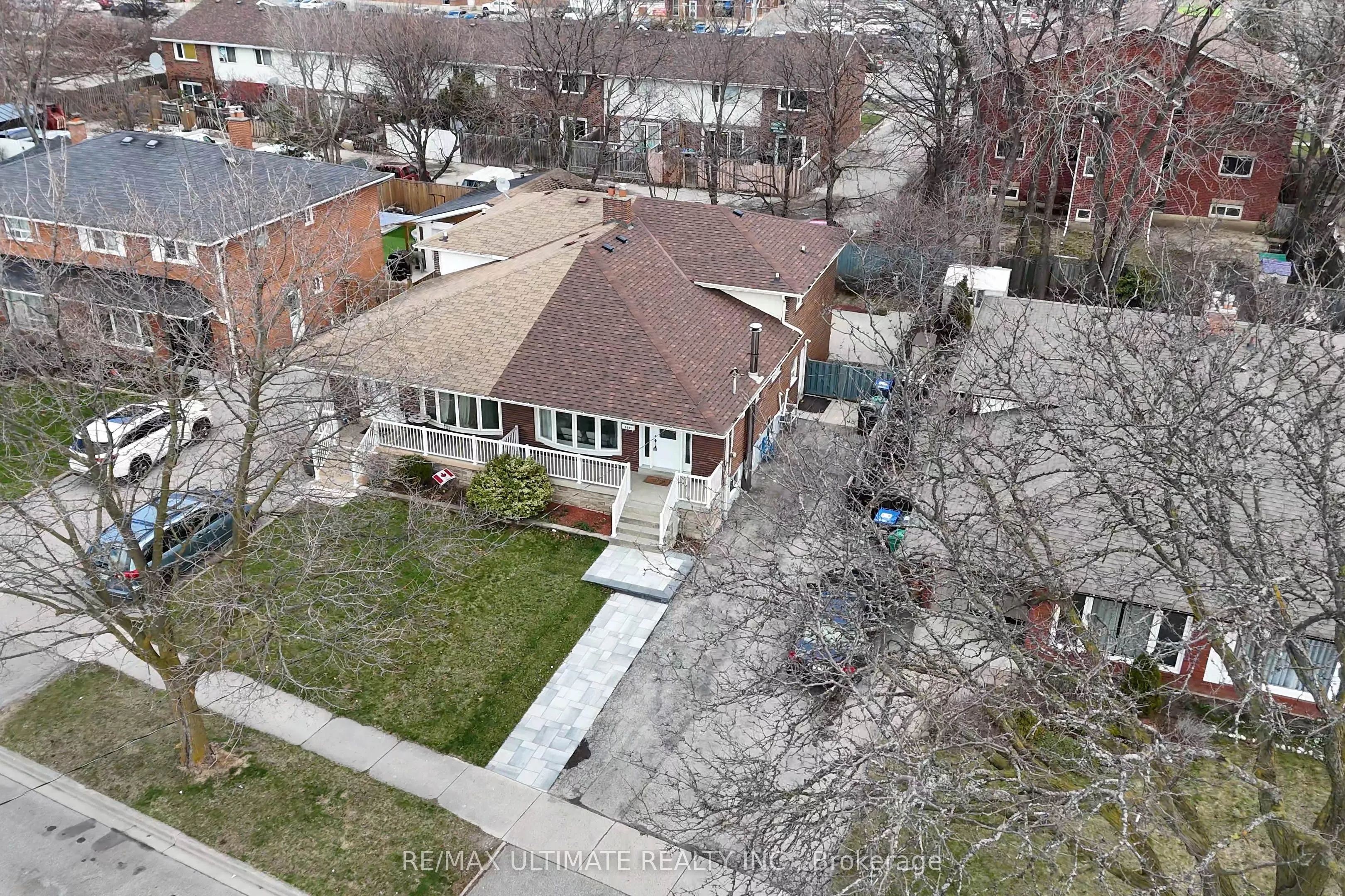 3641 Holden Crescent