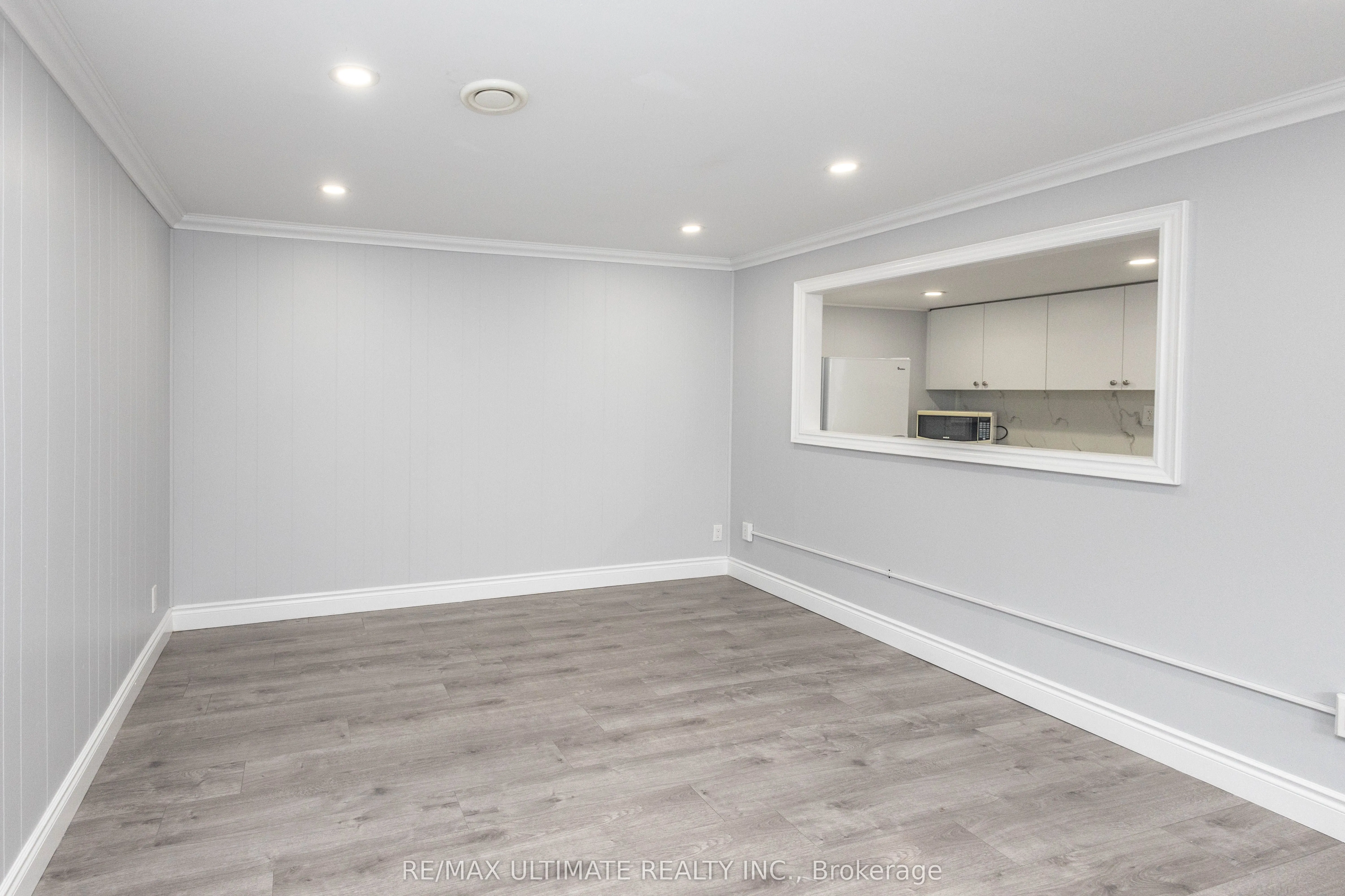 3641 Holden Crescent