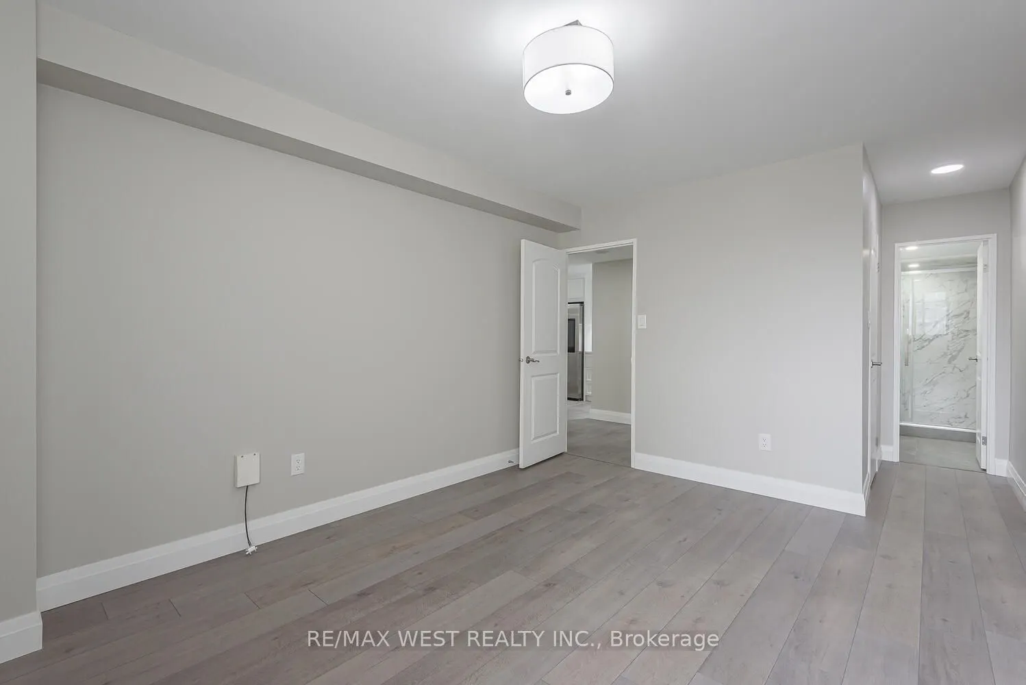 820 Burnhamthorpe Road, #1104