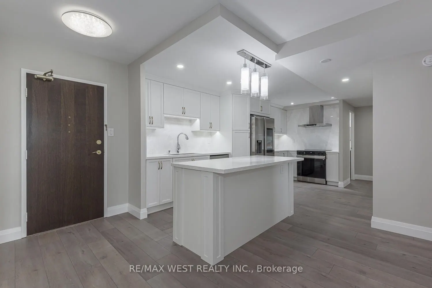 820 Burnhamthorpe Road, #1104