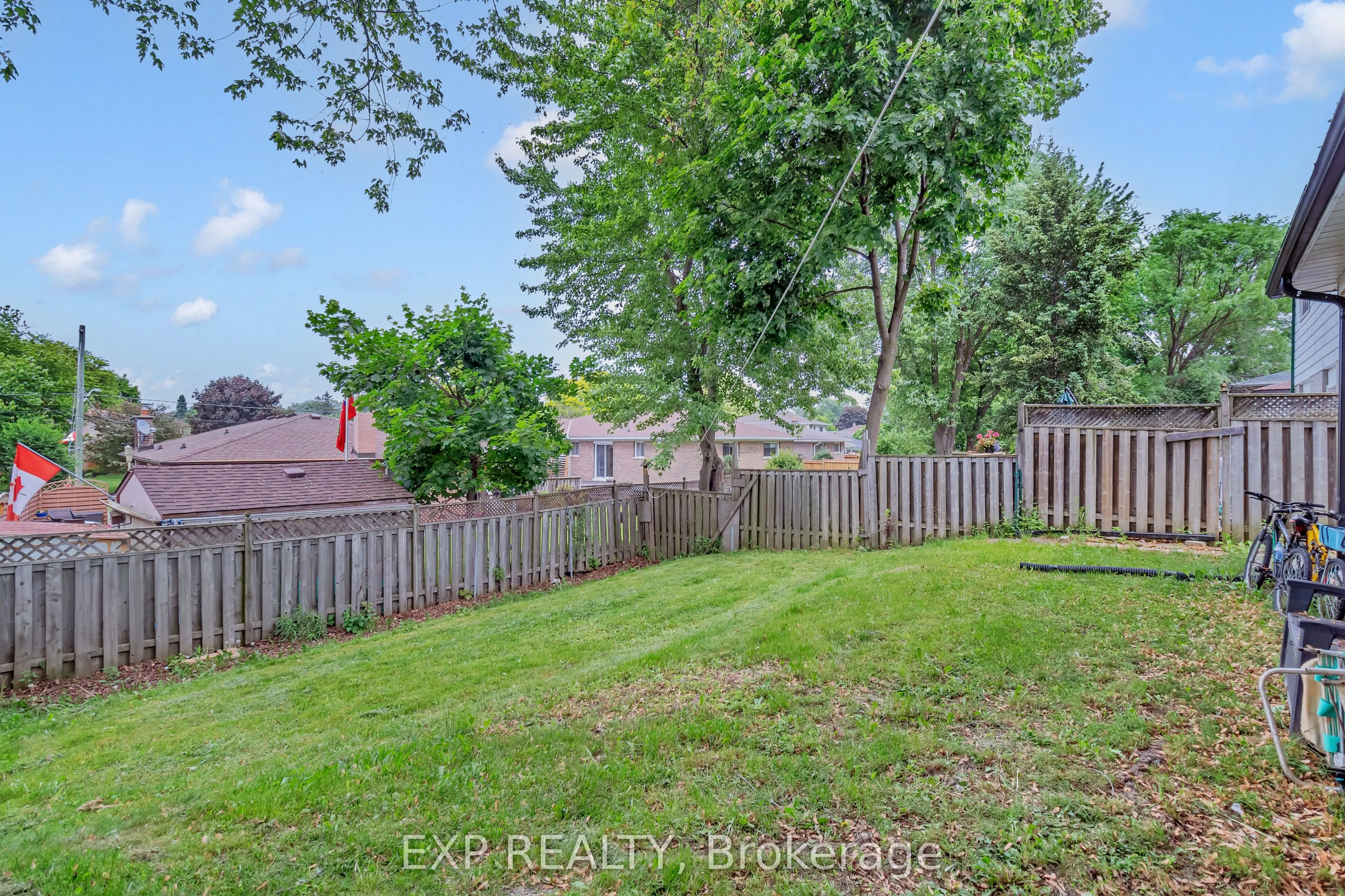 111 Mountainview Road S