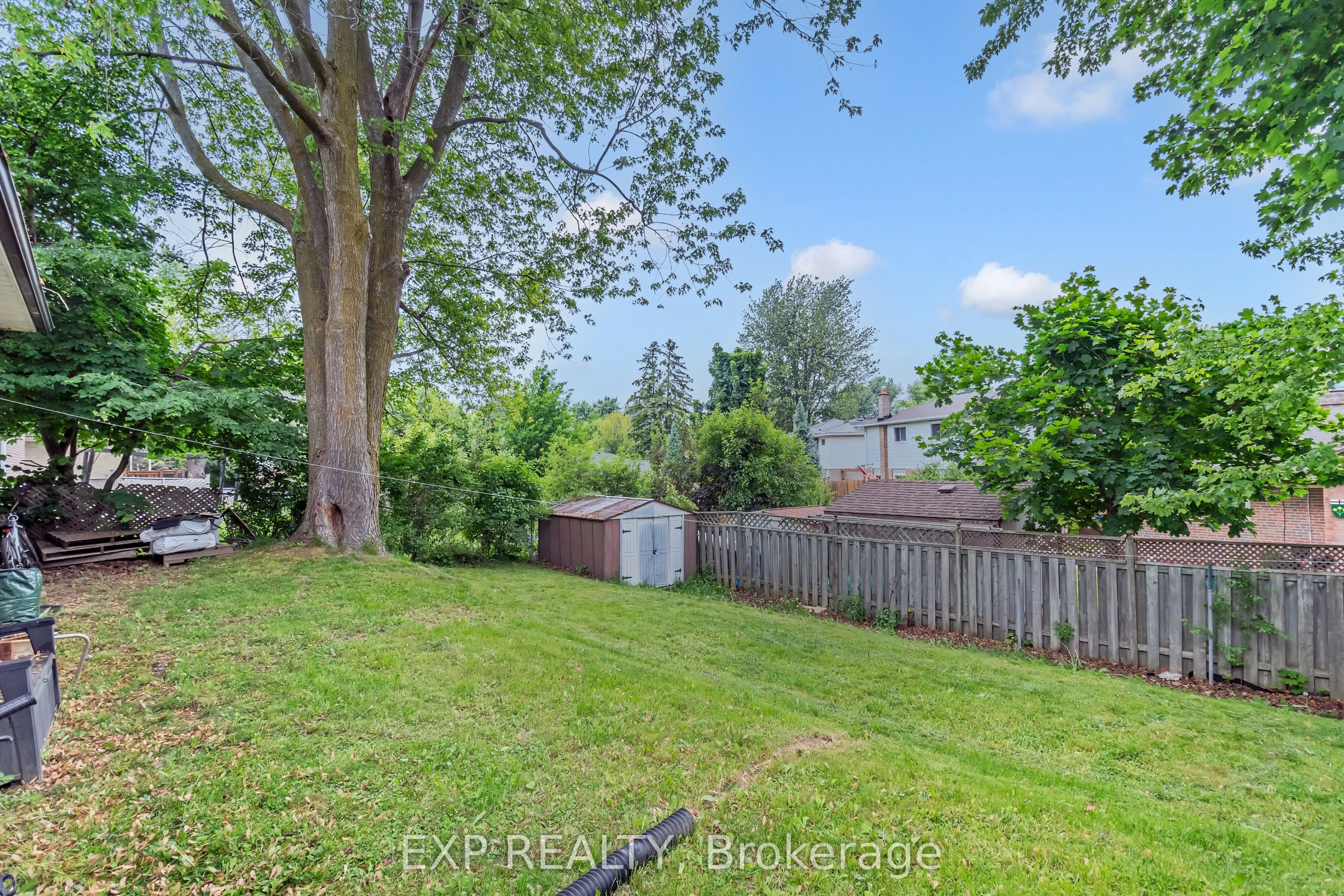 111 Mountainview Road S