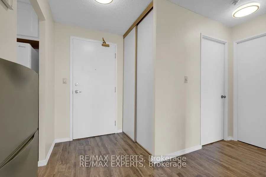 145 Hillcrest Avenue, #502