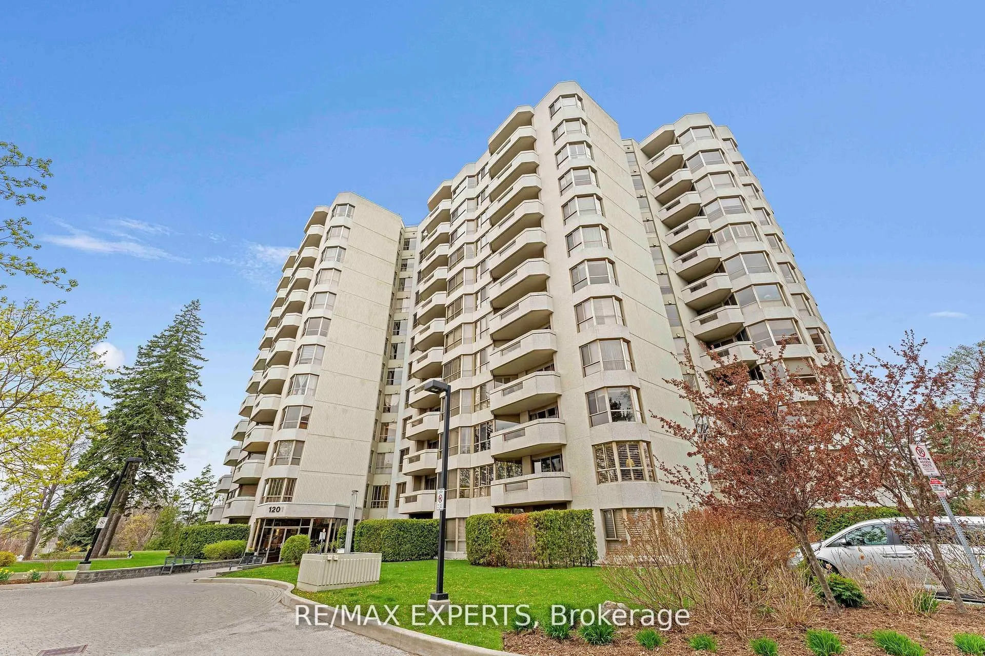 1201 North Shore Boulevard E, #809