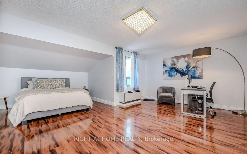 1000 Cedarglen Gate #625