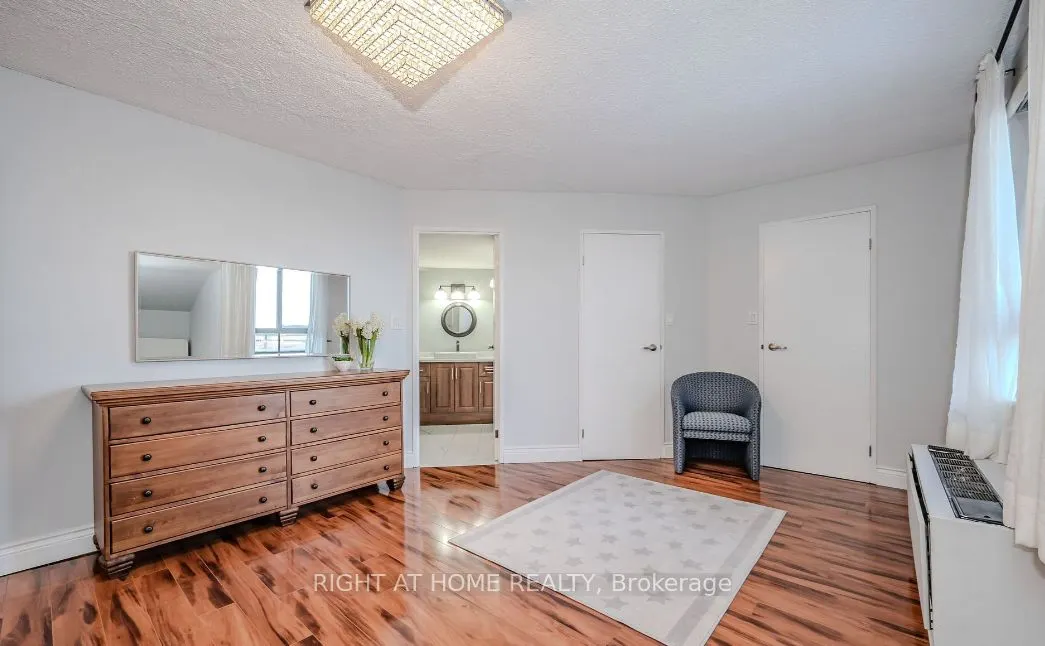 1000 Cedarglen Gate #625