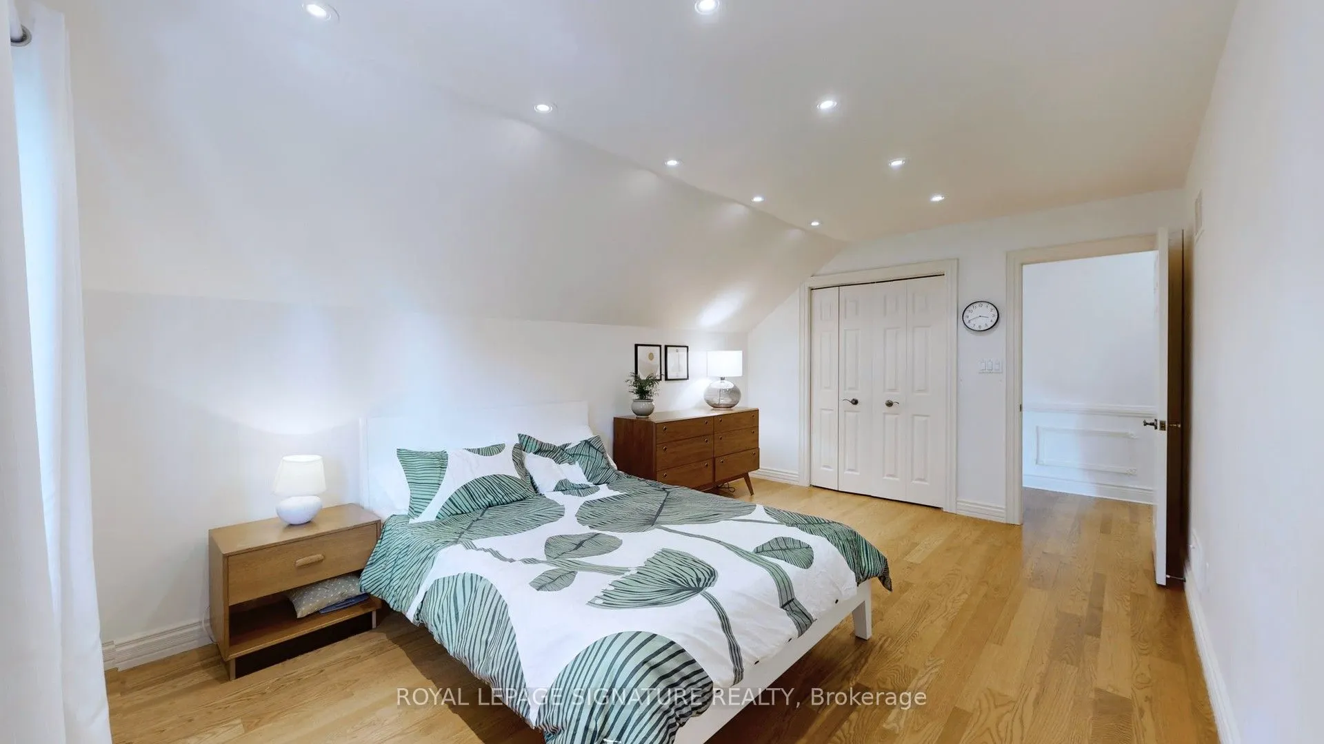 4086 Summit Court