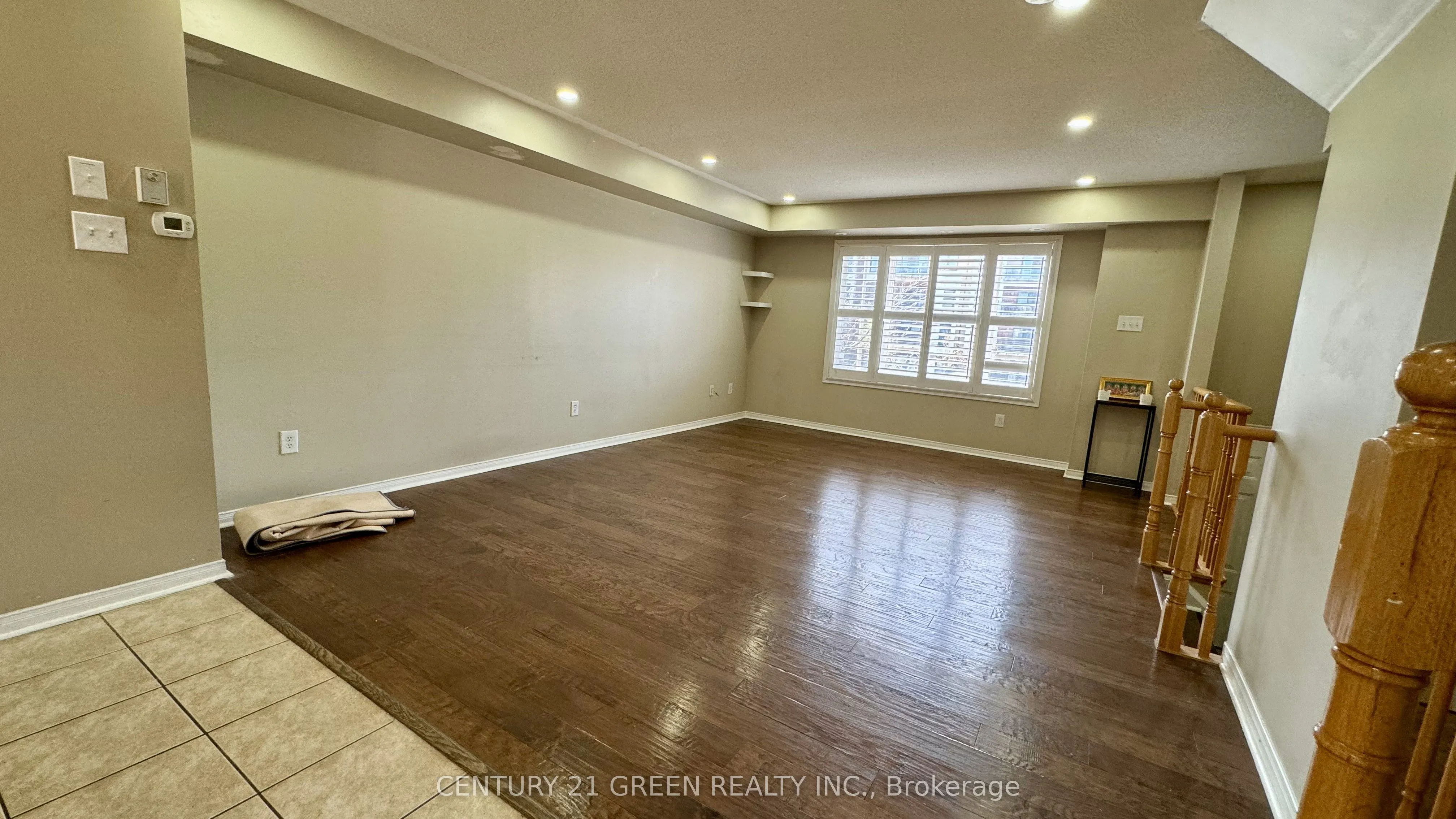 3056 Eglinton Avenue W, #61
