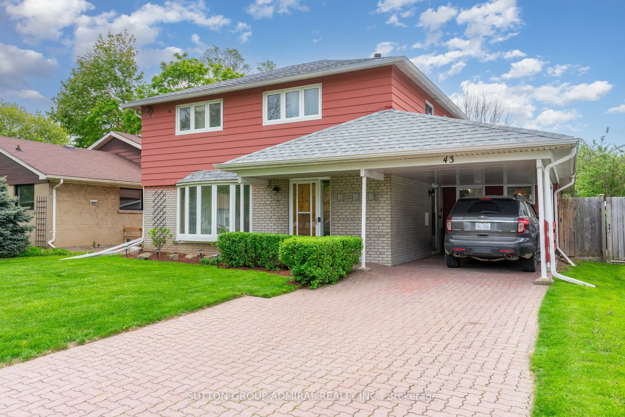 43 Vanderbrent Crescent