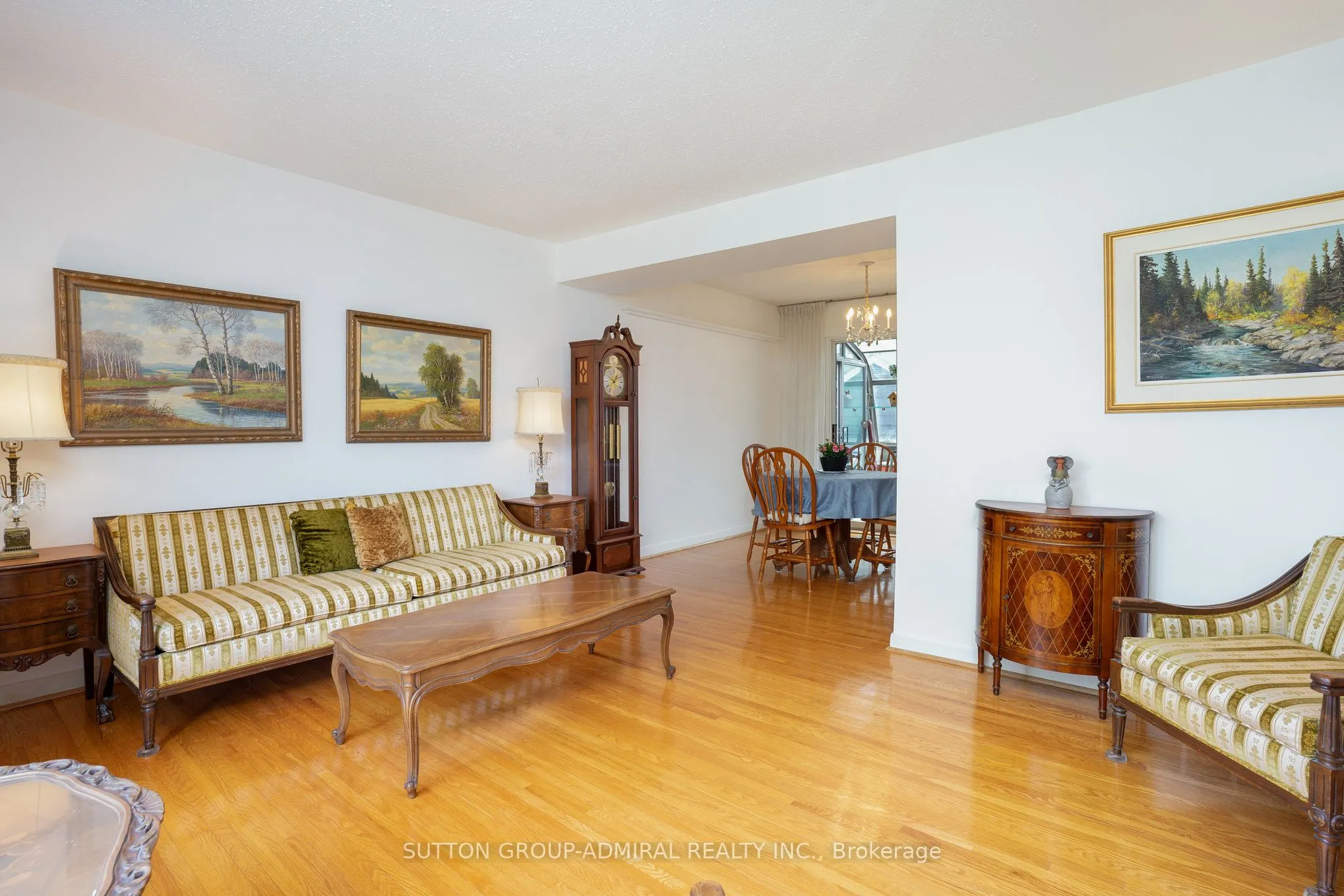 43 Vanderbrent Crescent