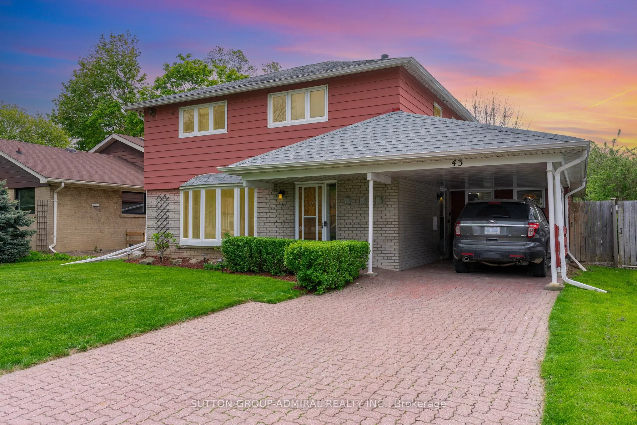43 Vanderbrent Crescent