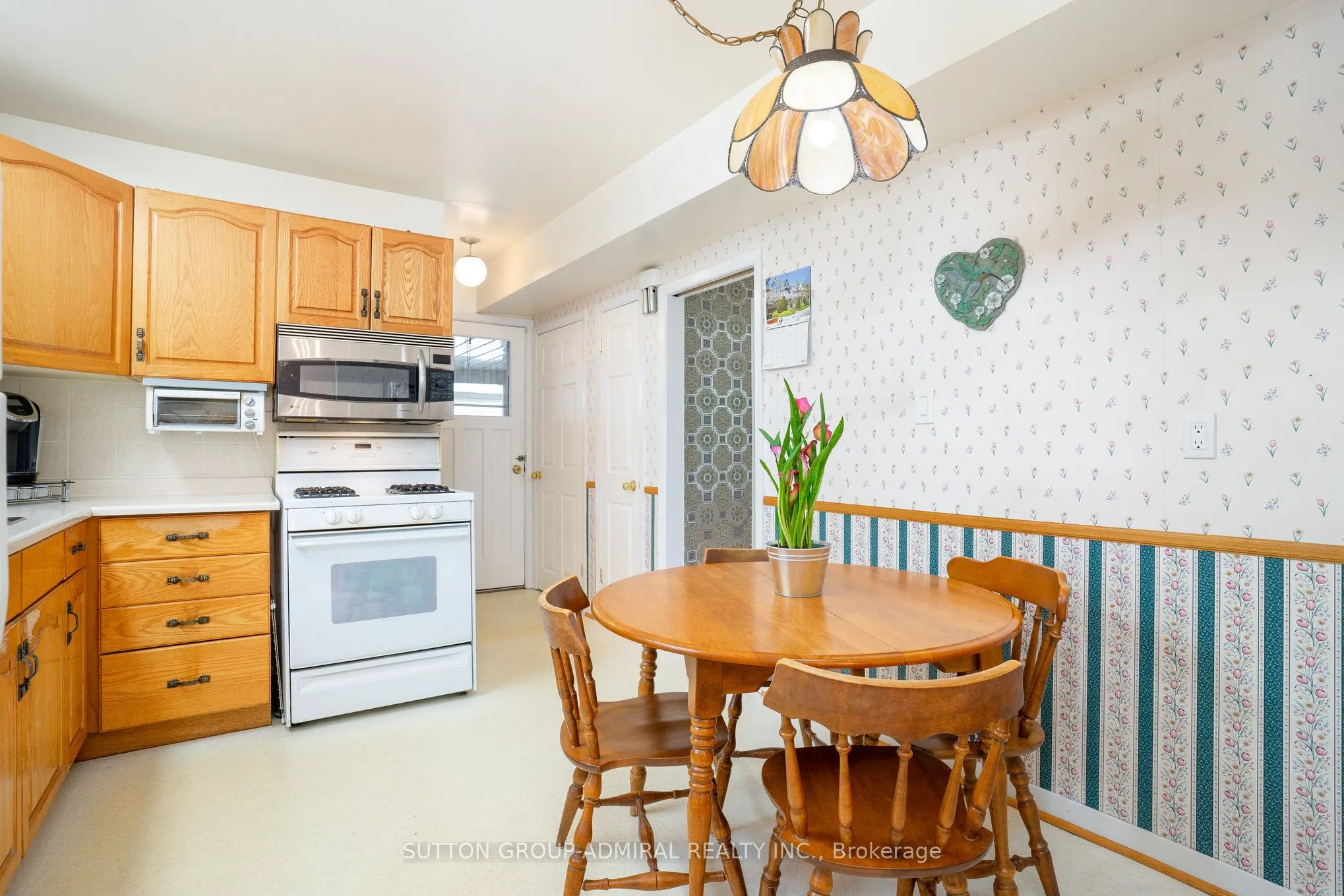 43 Vanderbrent Crescent