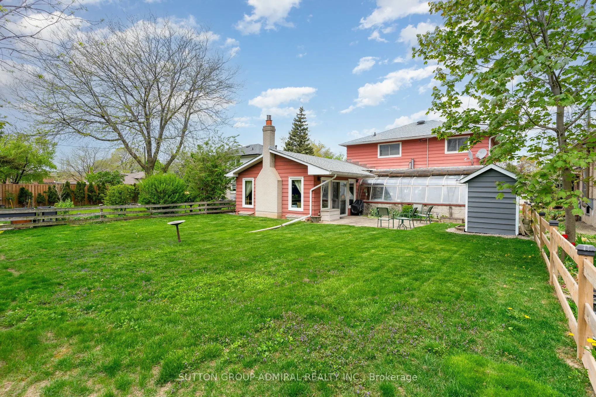 43 Vanderbrent Crescent