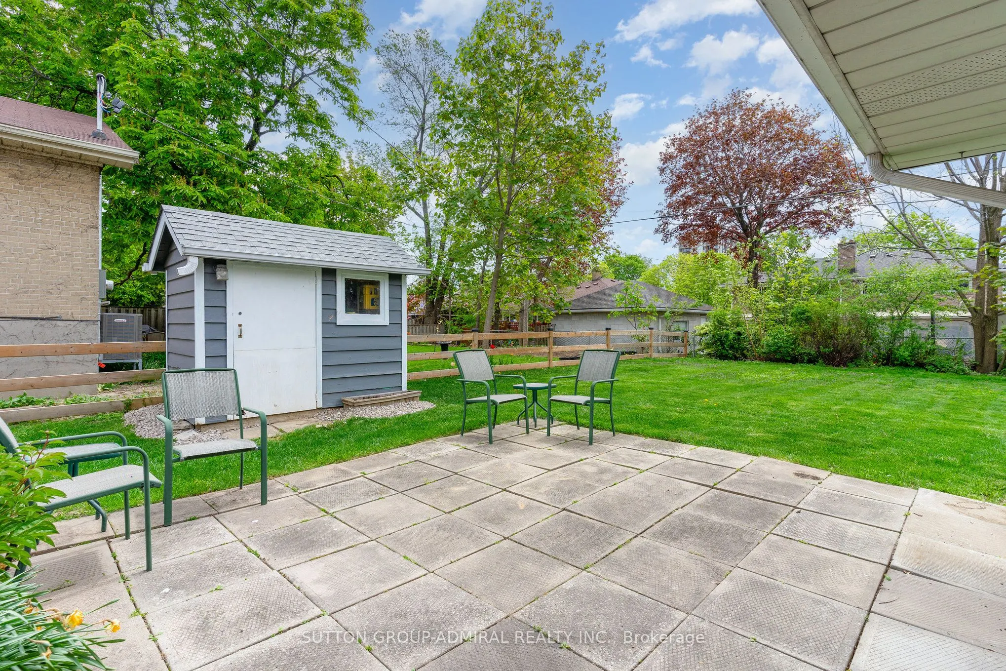 43 Vanderbrent Crescent