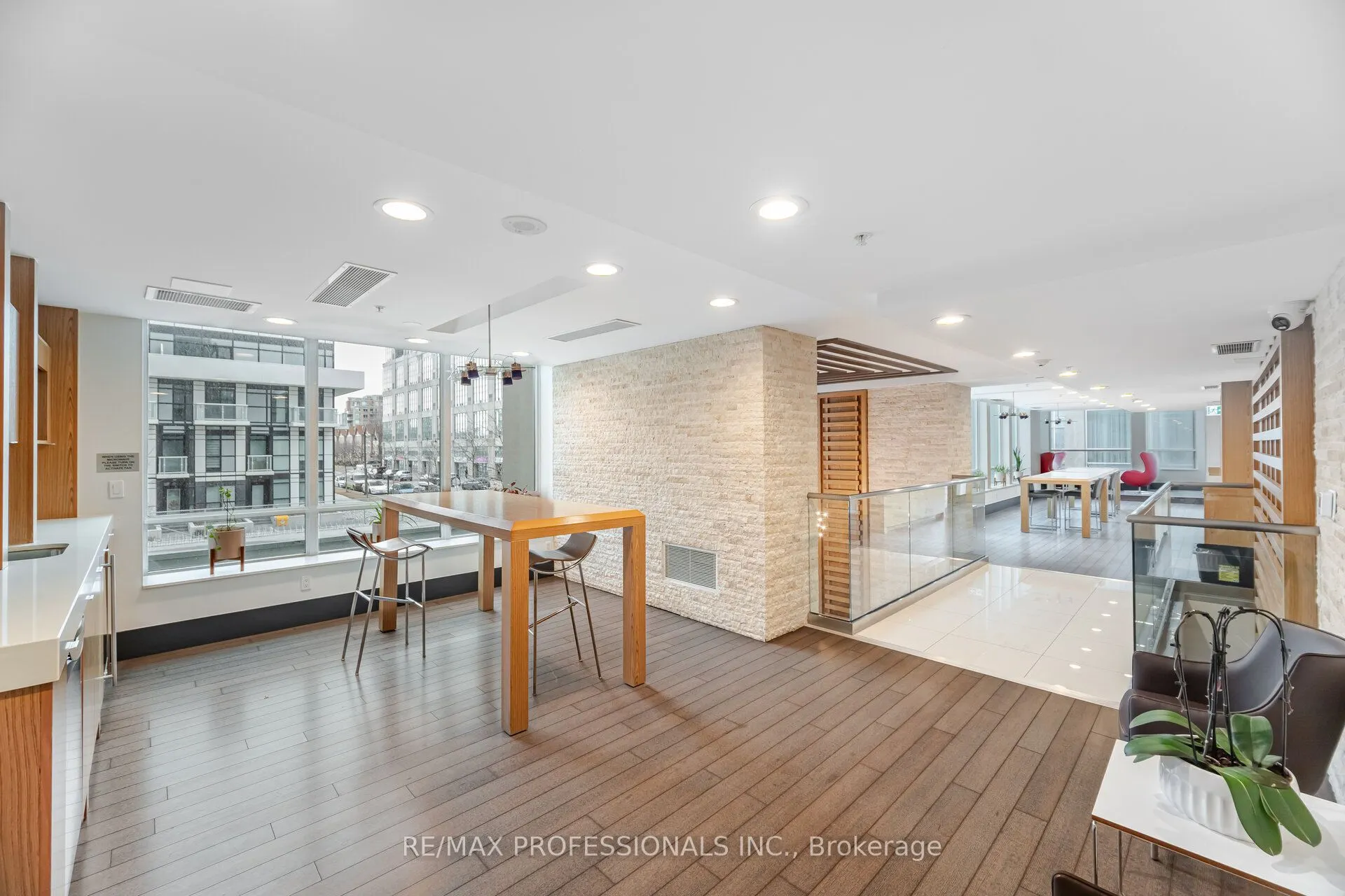 155 Legion Road N, #2302