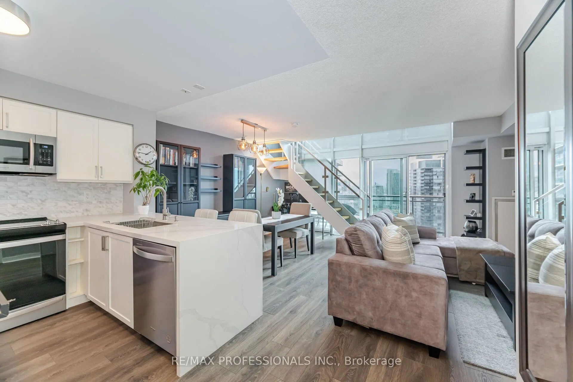 155 Legion Road N, #2302