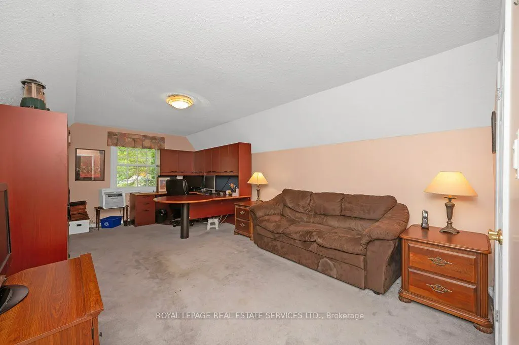 269 Royal Oak Court