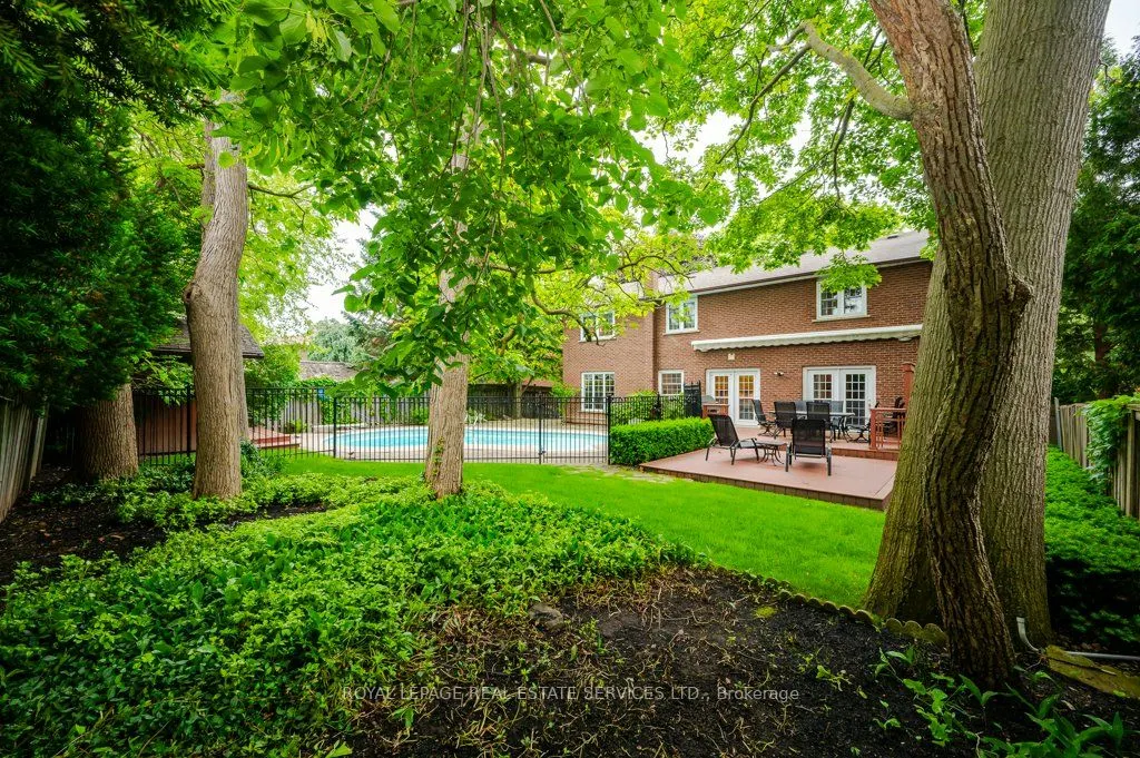 269 Royal Oak Court