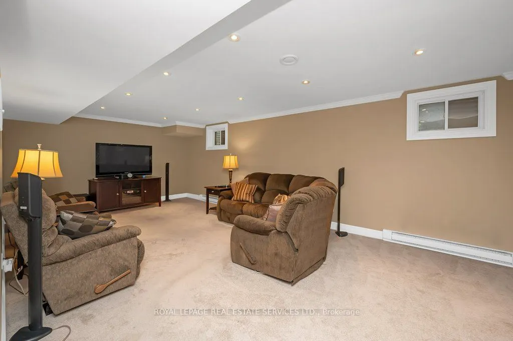 269 Royal Oak Court