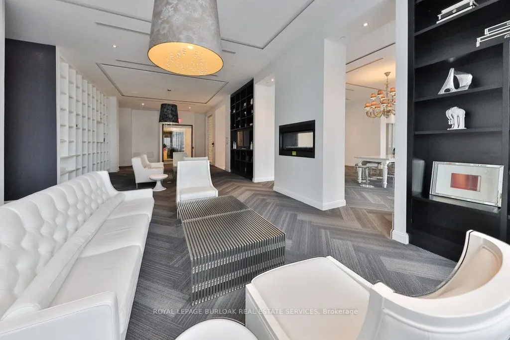 88 Park Lawn Road, #1511