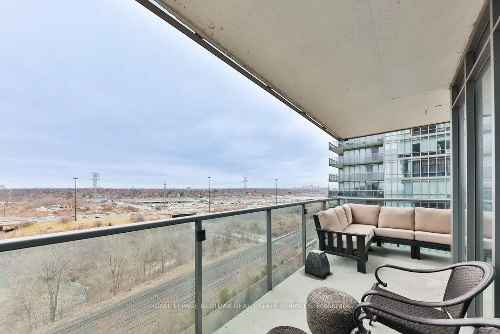 88 Park Lawn Road, #1511