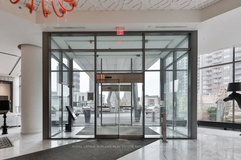 88 Park Lawn Road, #1511