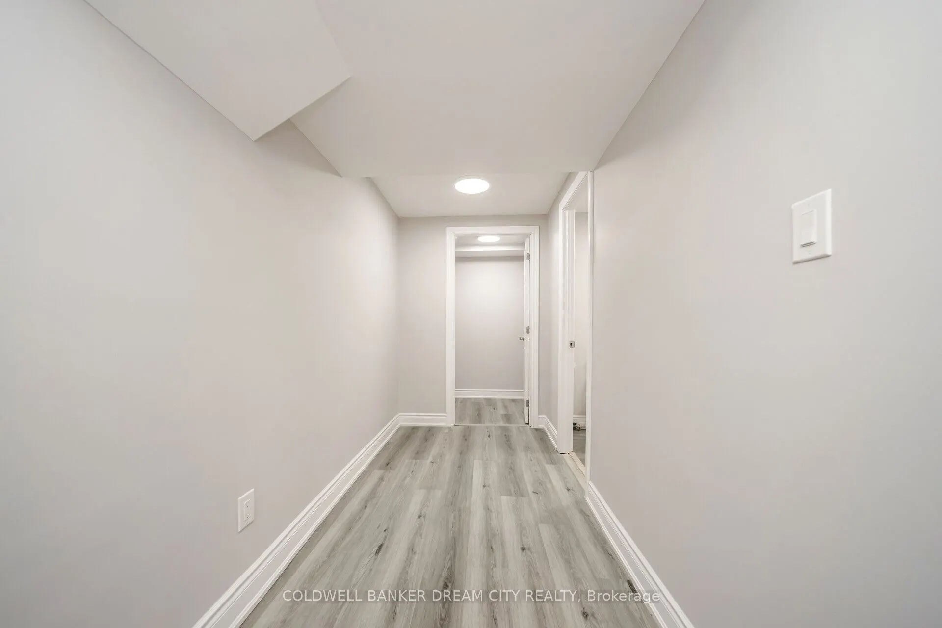 60 Capistro Street