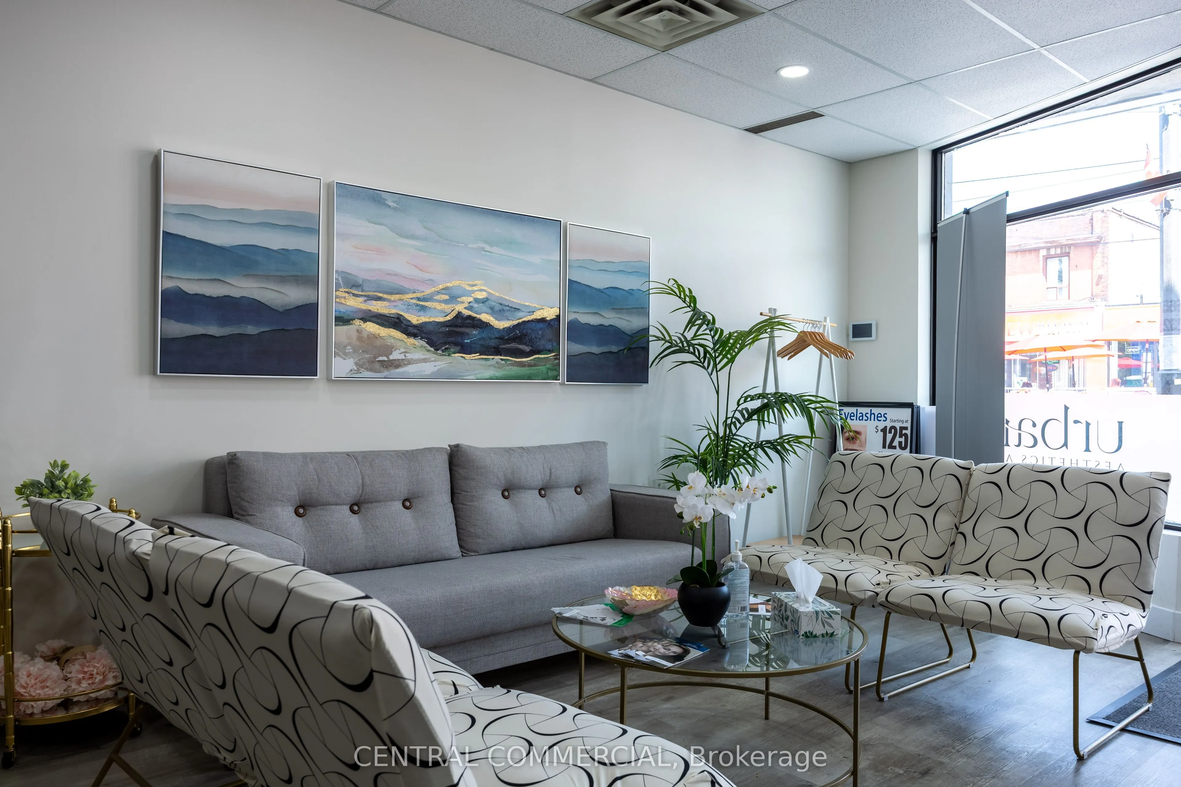 2885 lake shore Boulevard W