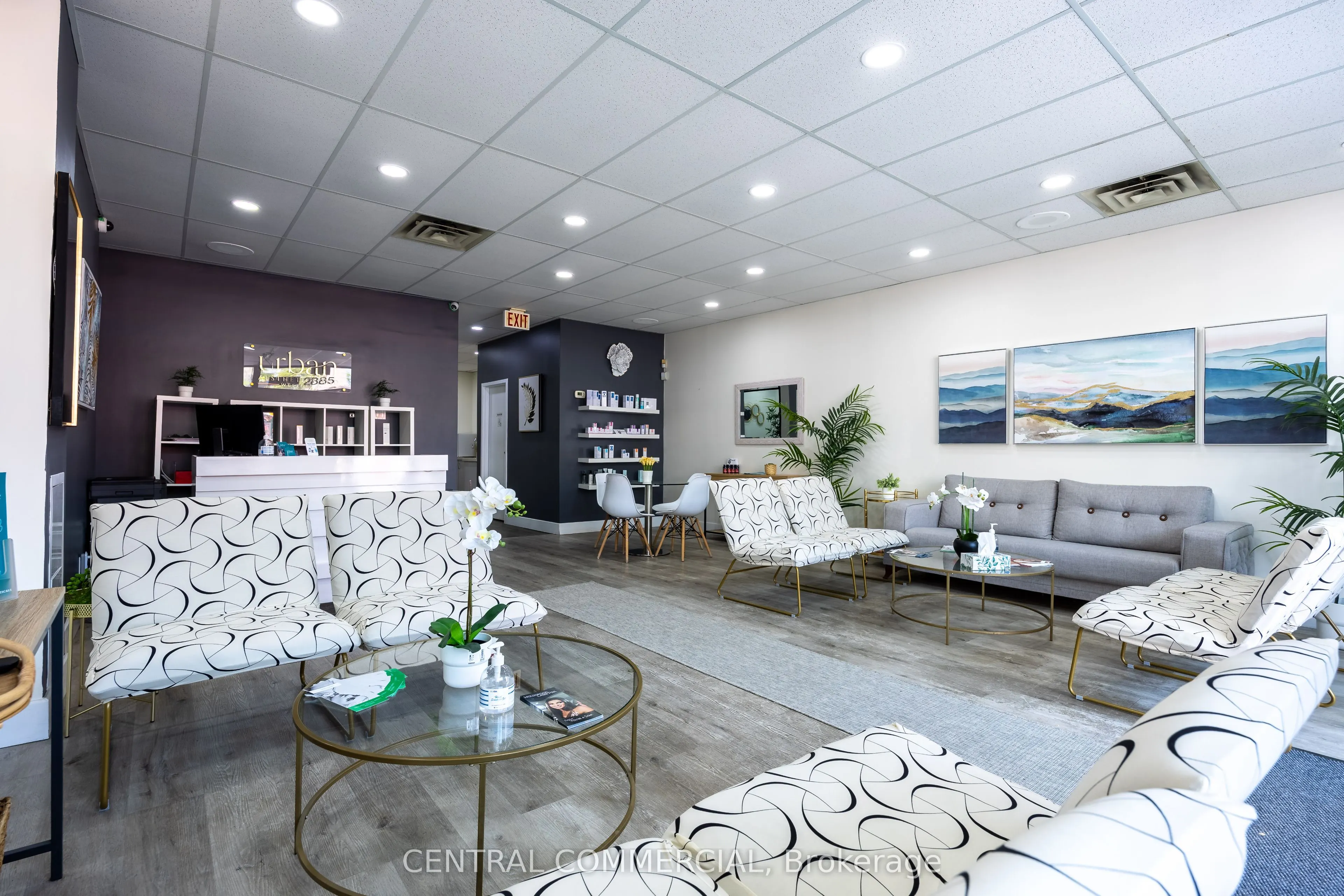 2885 lake shore Boulevard W