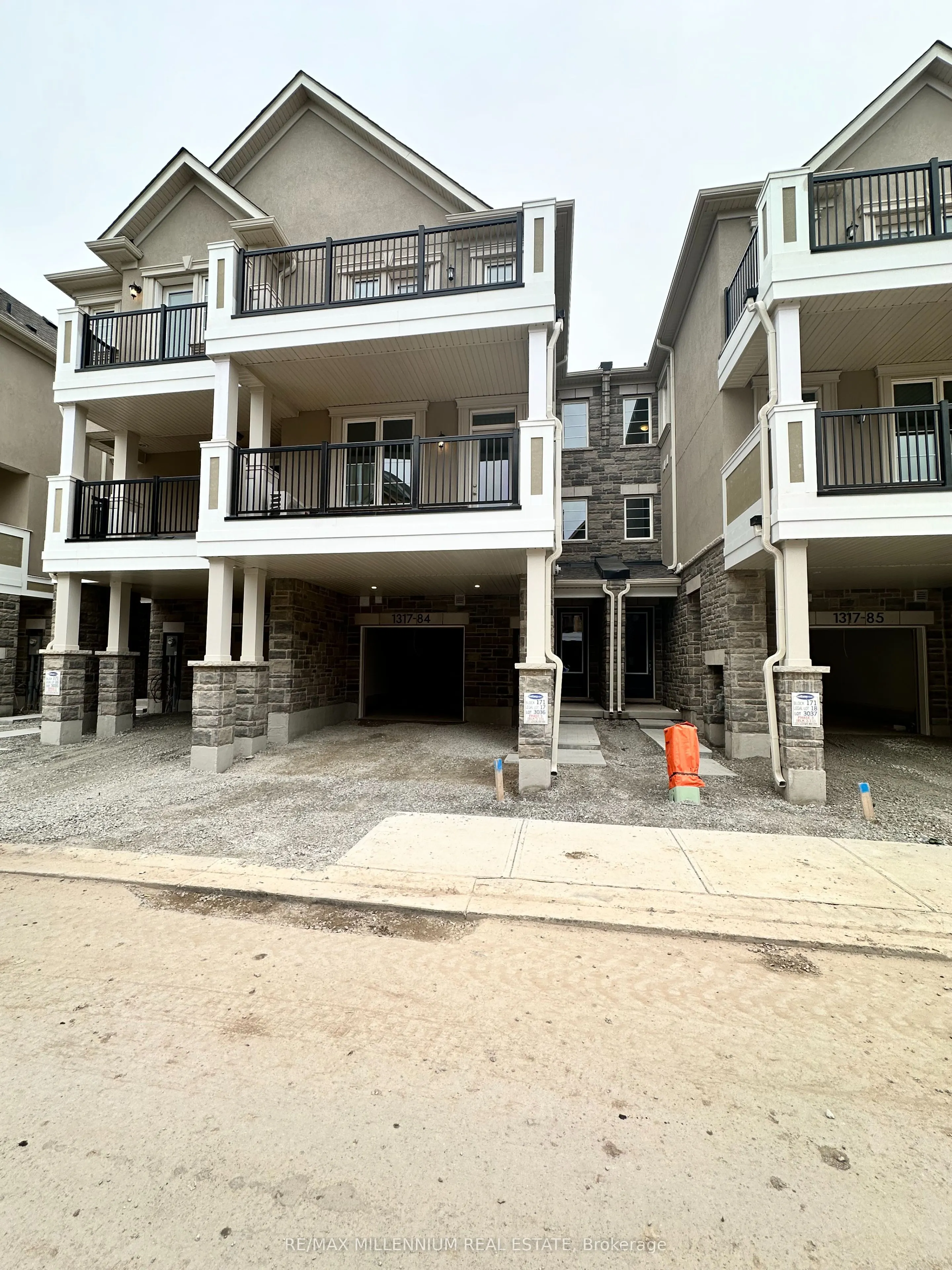 1317 Leriche Way, #84