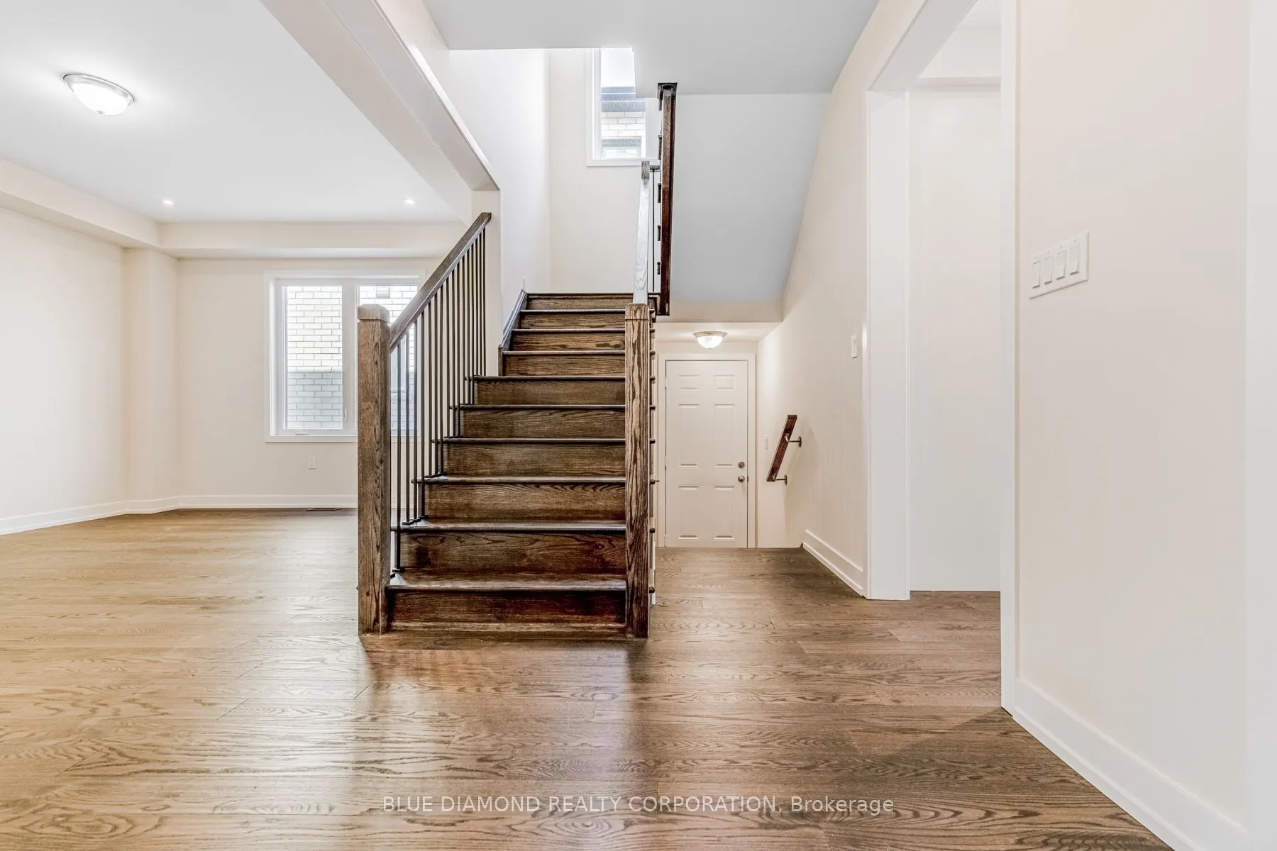 1467 WELLWOOD TERRACE