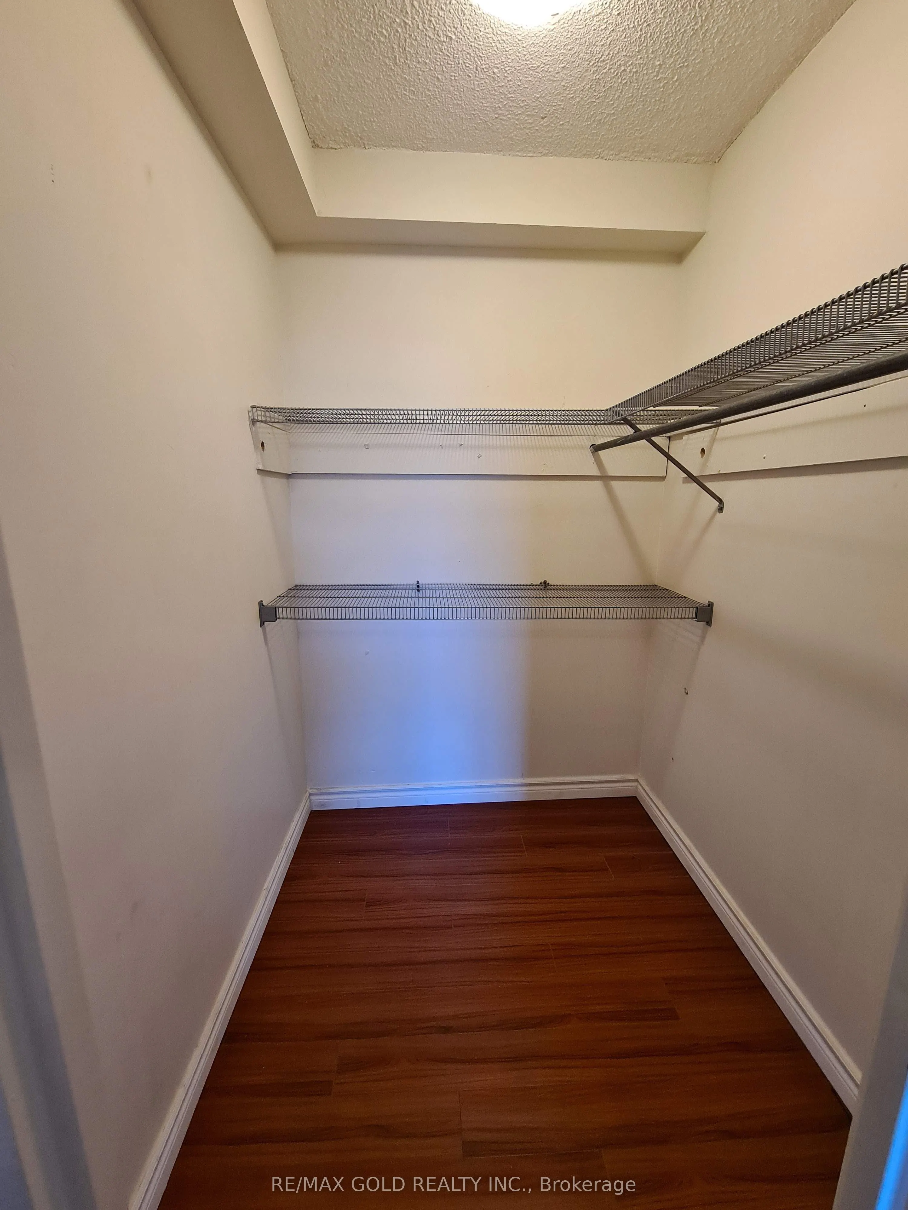 335 Driftwood Avenue, #405
