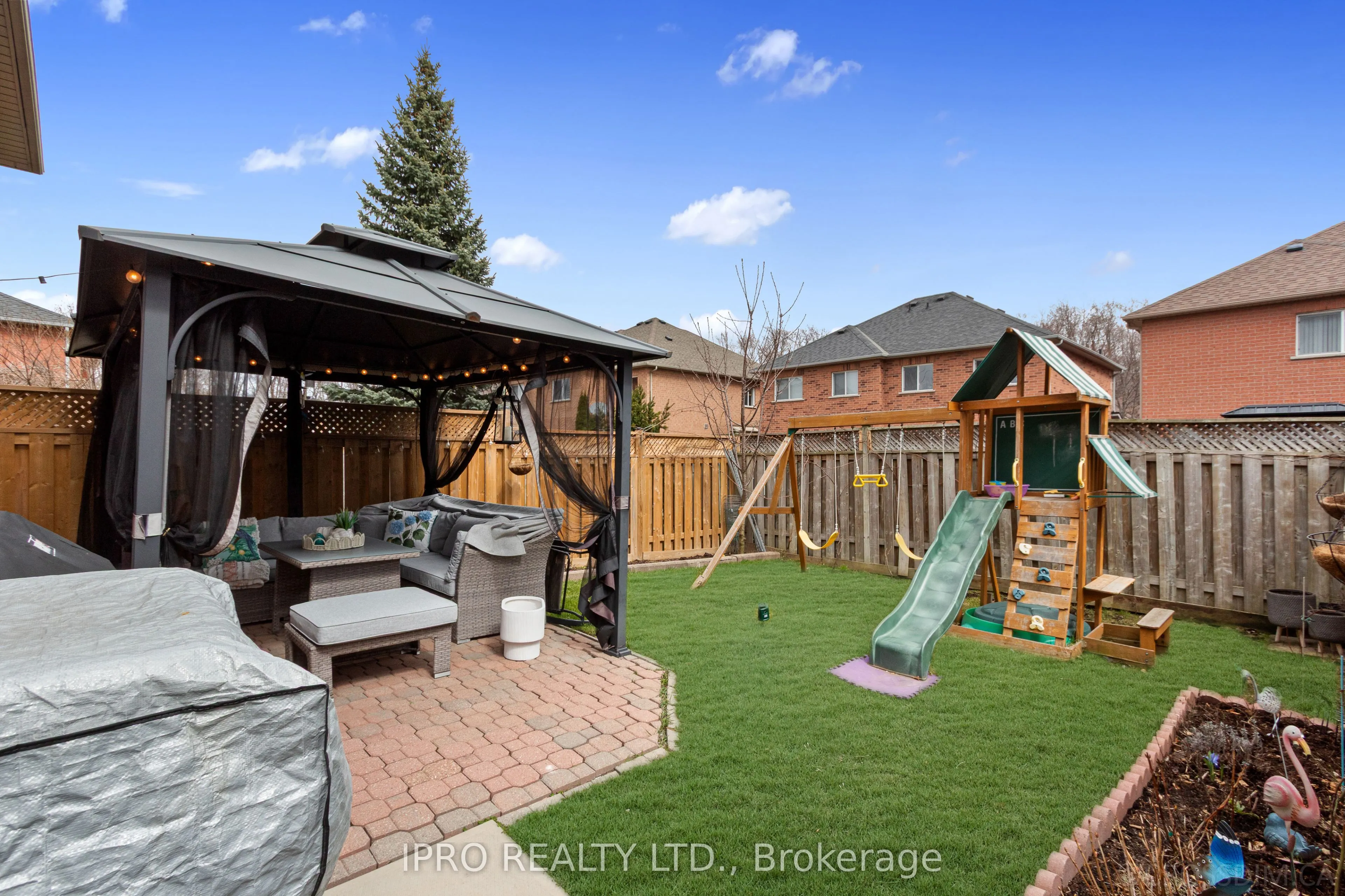 3814 Ridgepoint Way