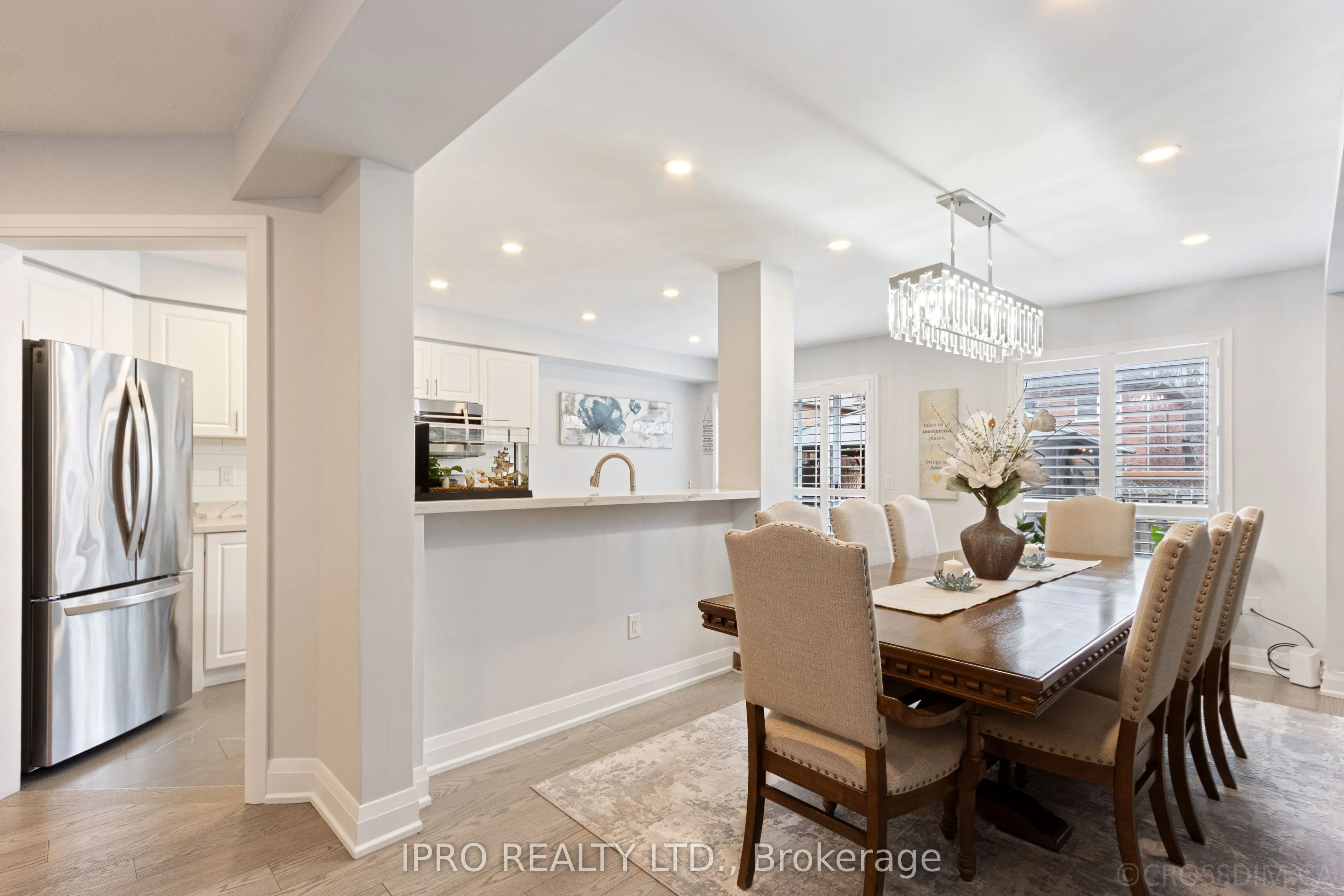 3814 Ridgepoint Way