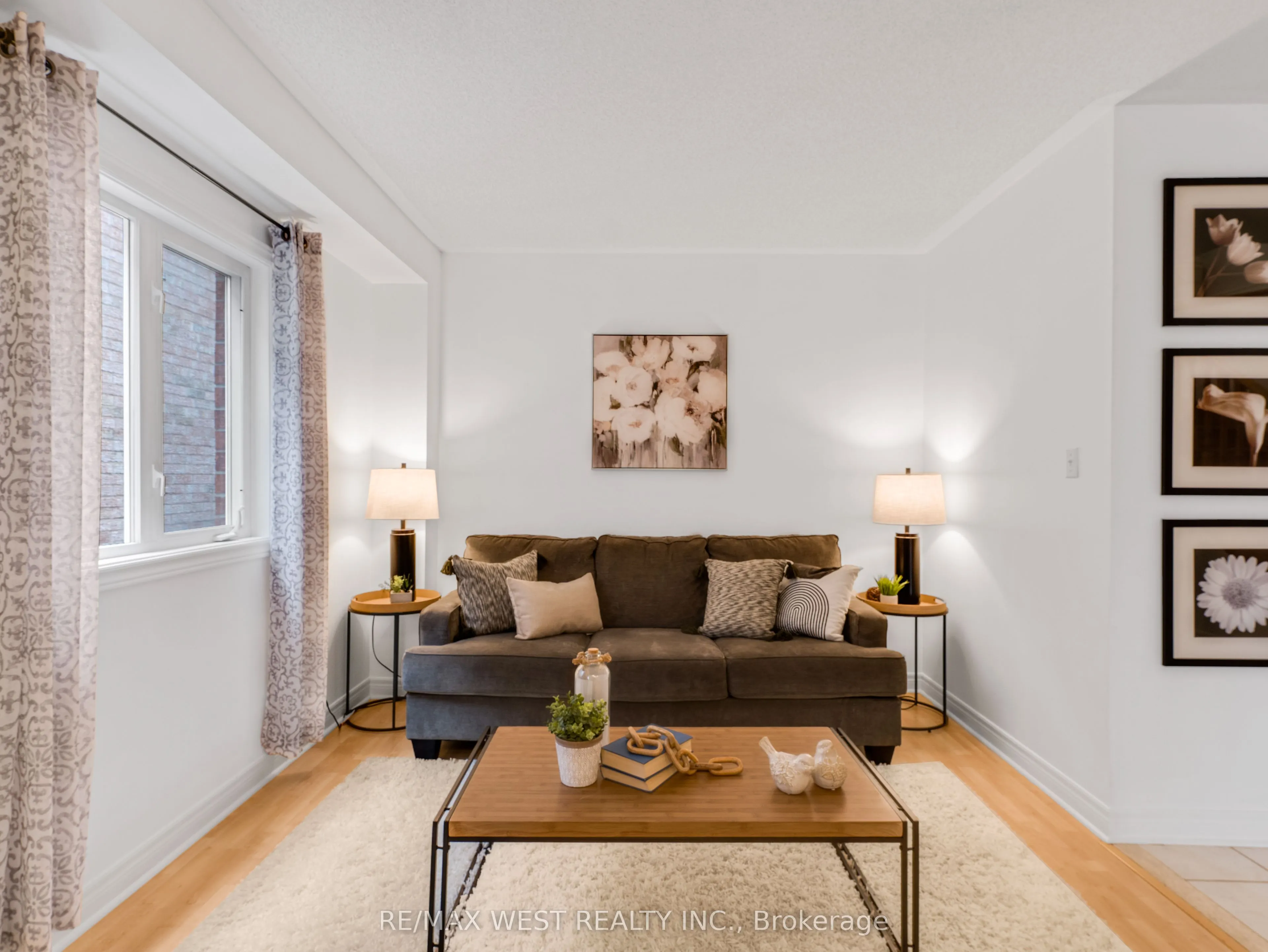 26 Shady Glen Crescent