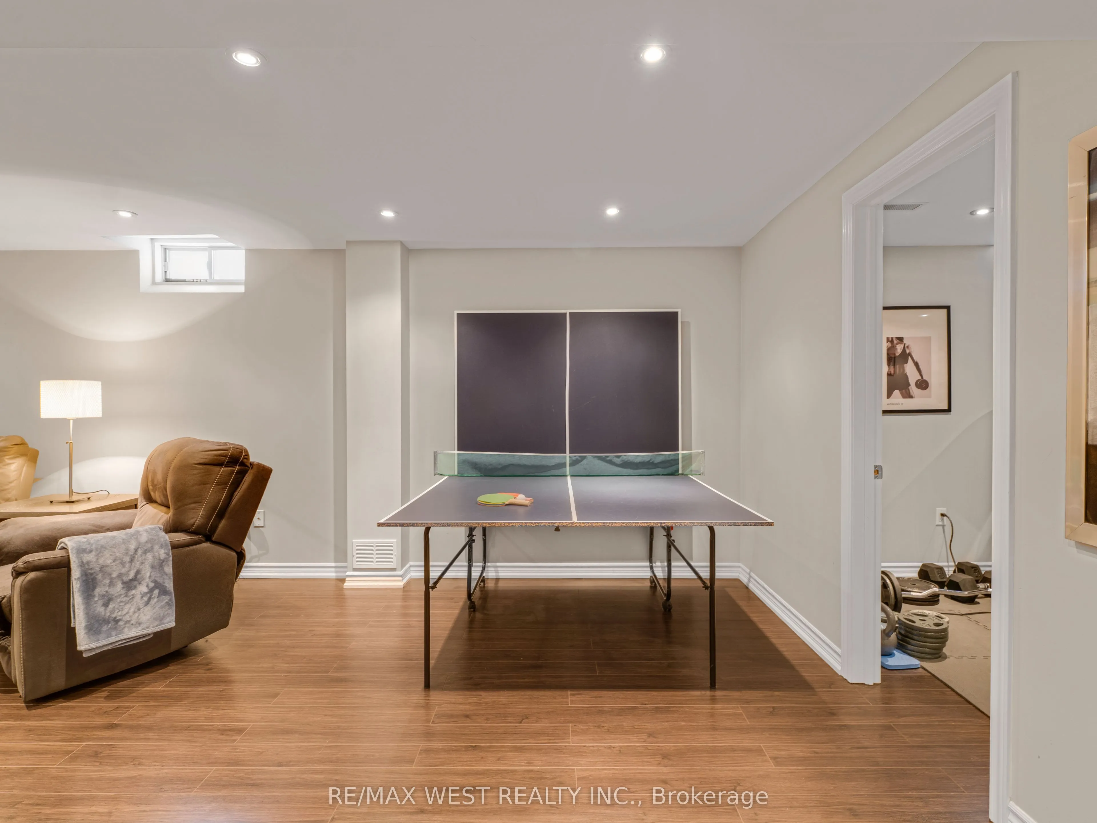 26 Shady Glen Crescent