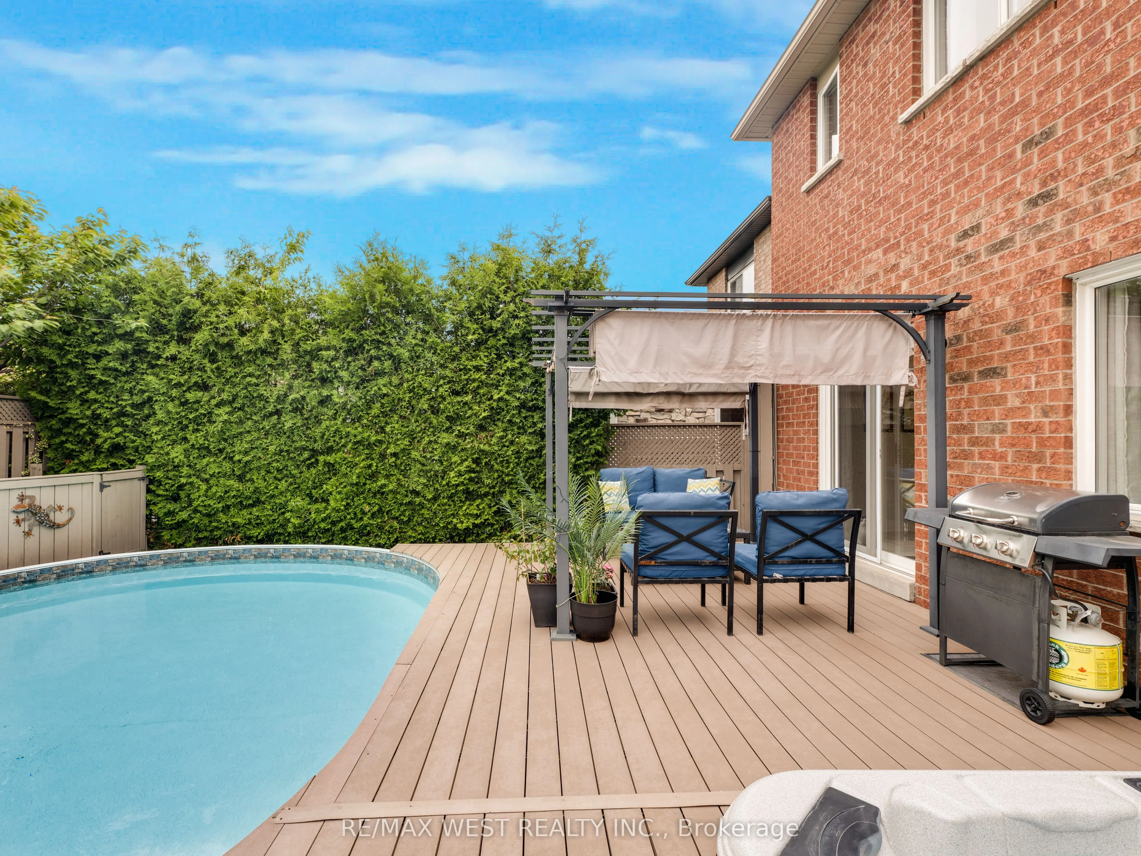 26 Shady Glen Crescent