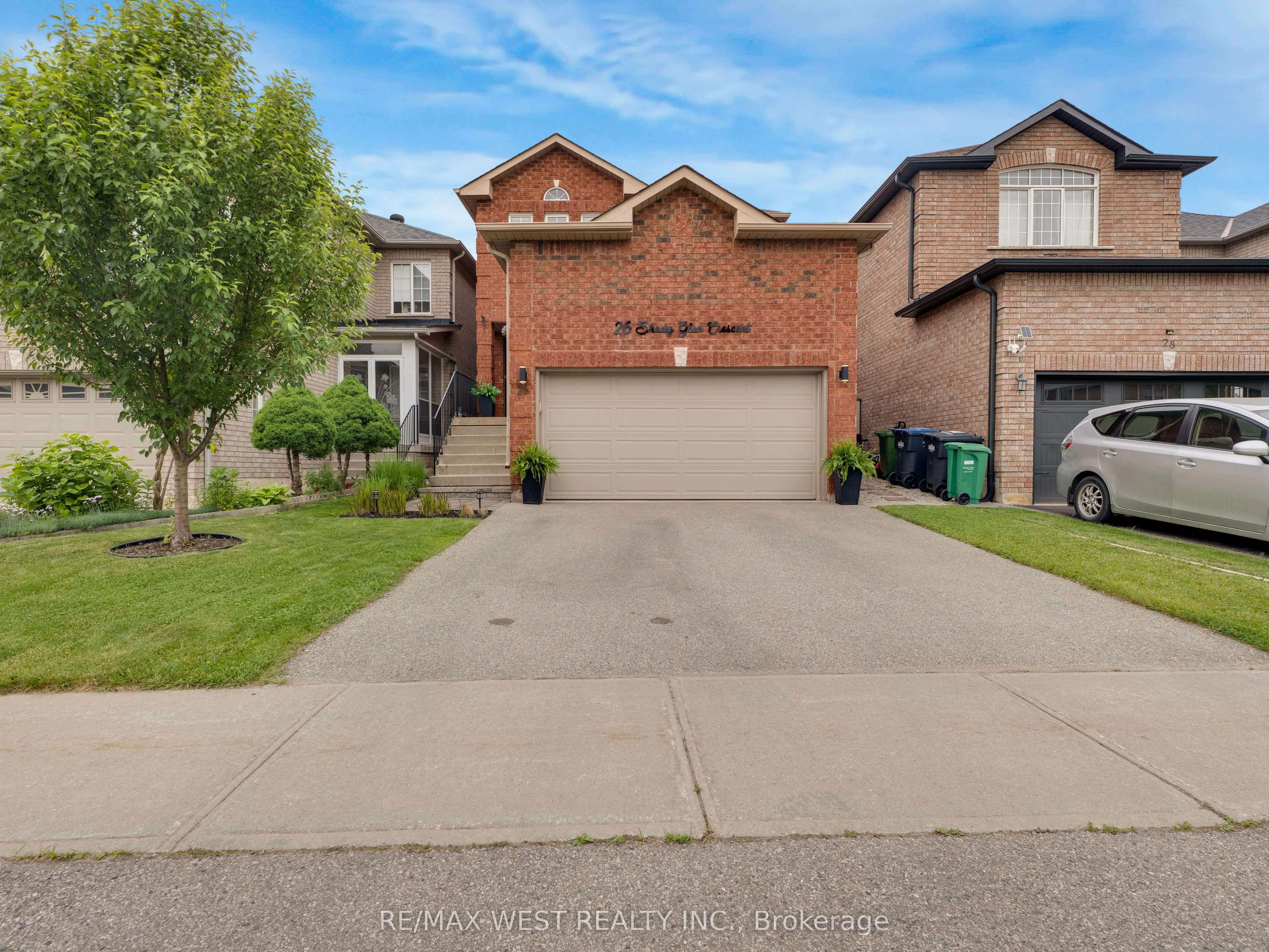 26 Shady Glen Crescent