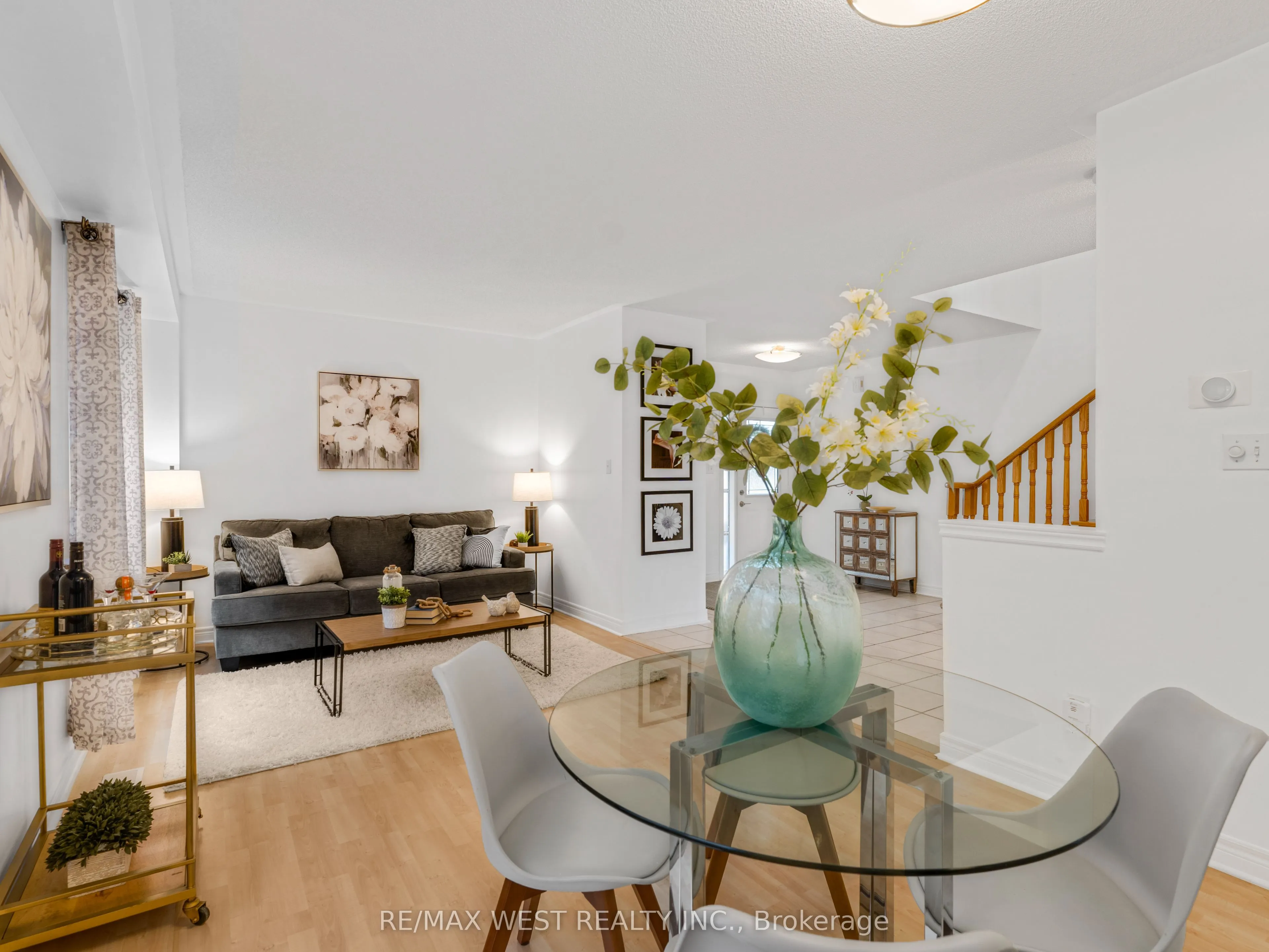 26 Shady Glen Crescent