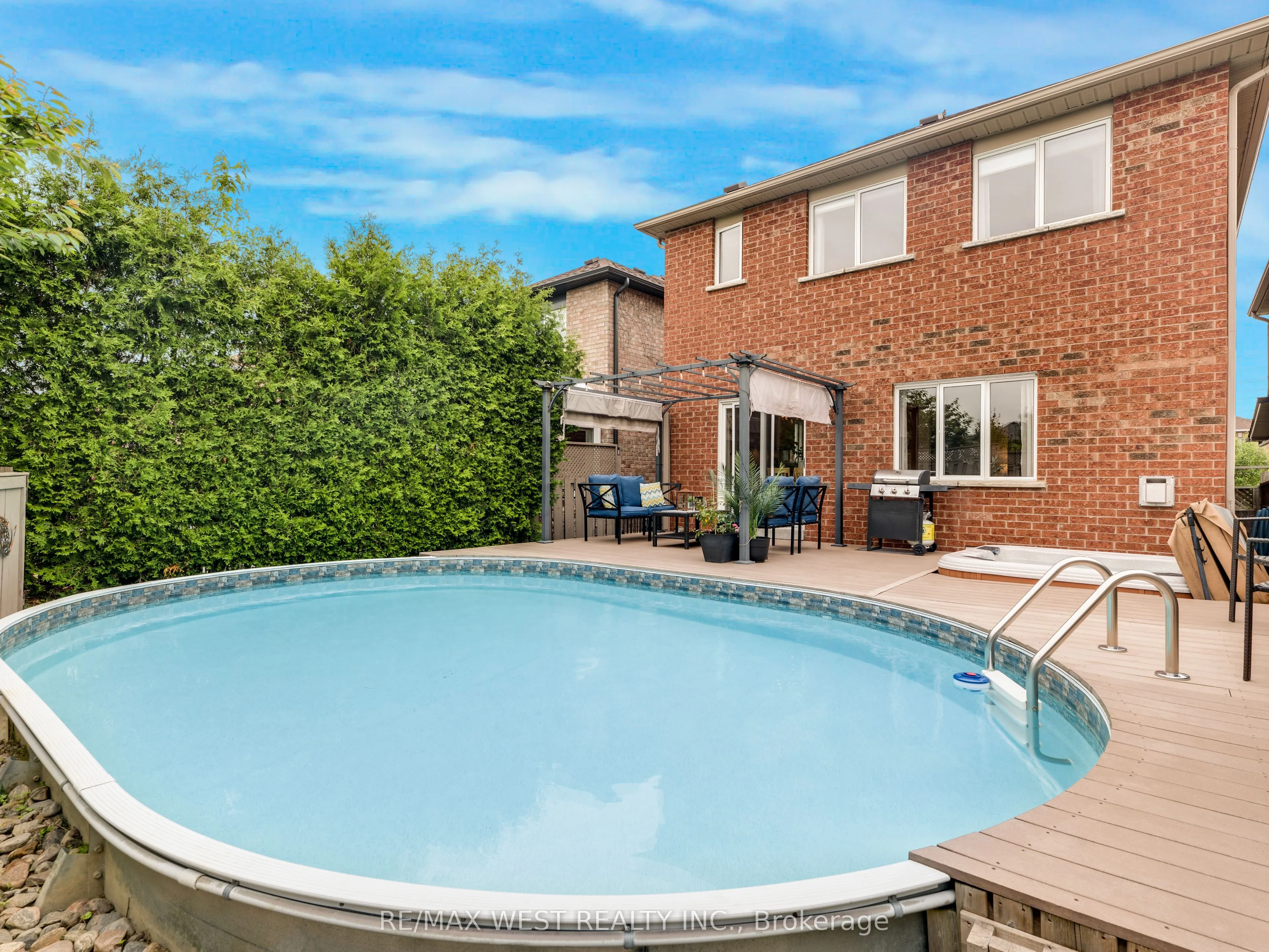 26 Shady Glen Crescent
