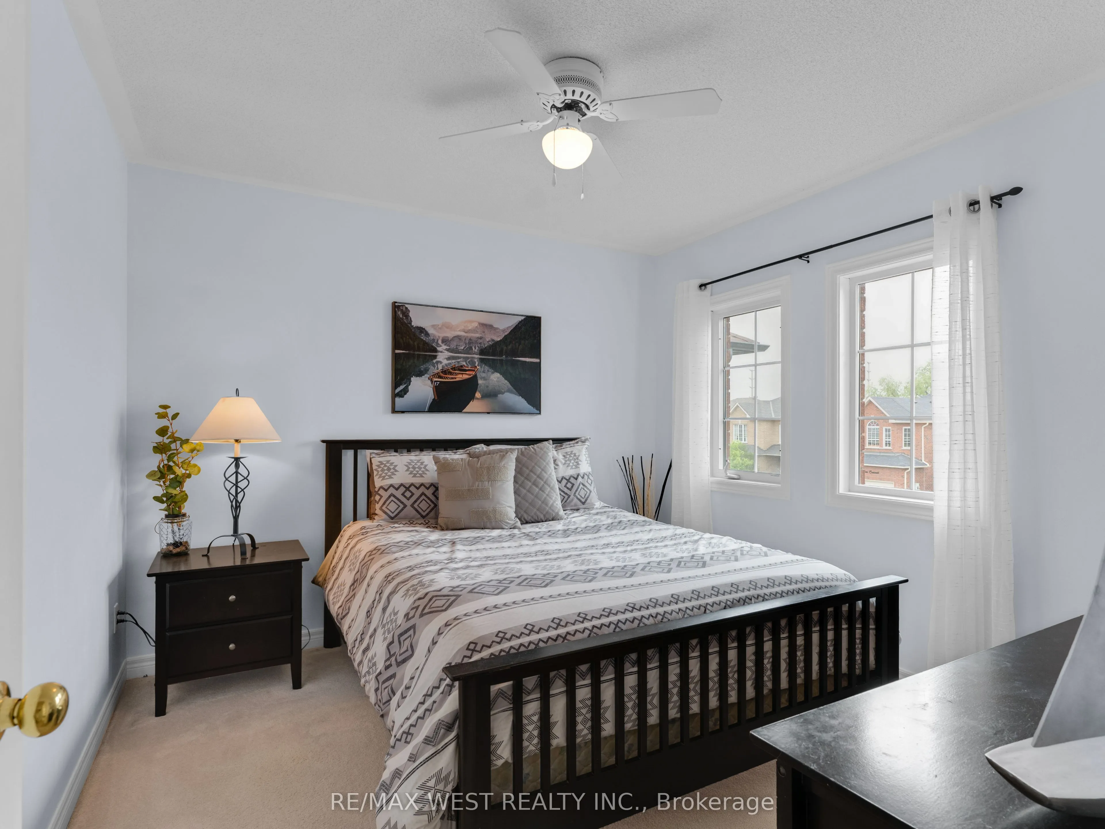26 Shady Glen Crescent