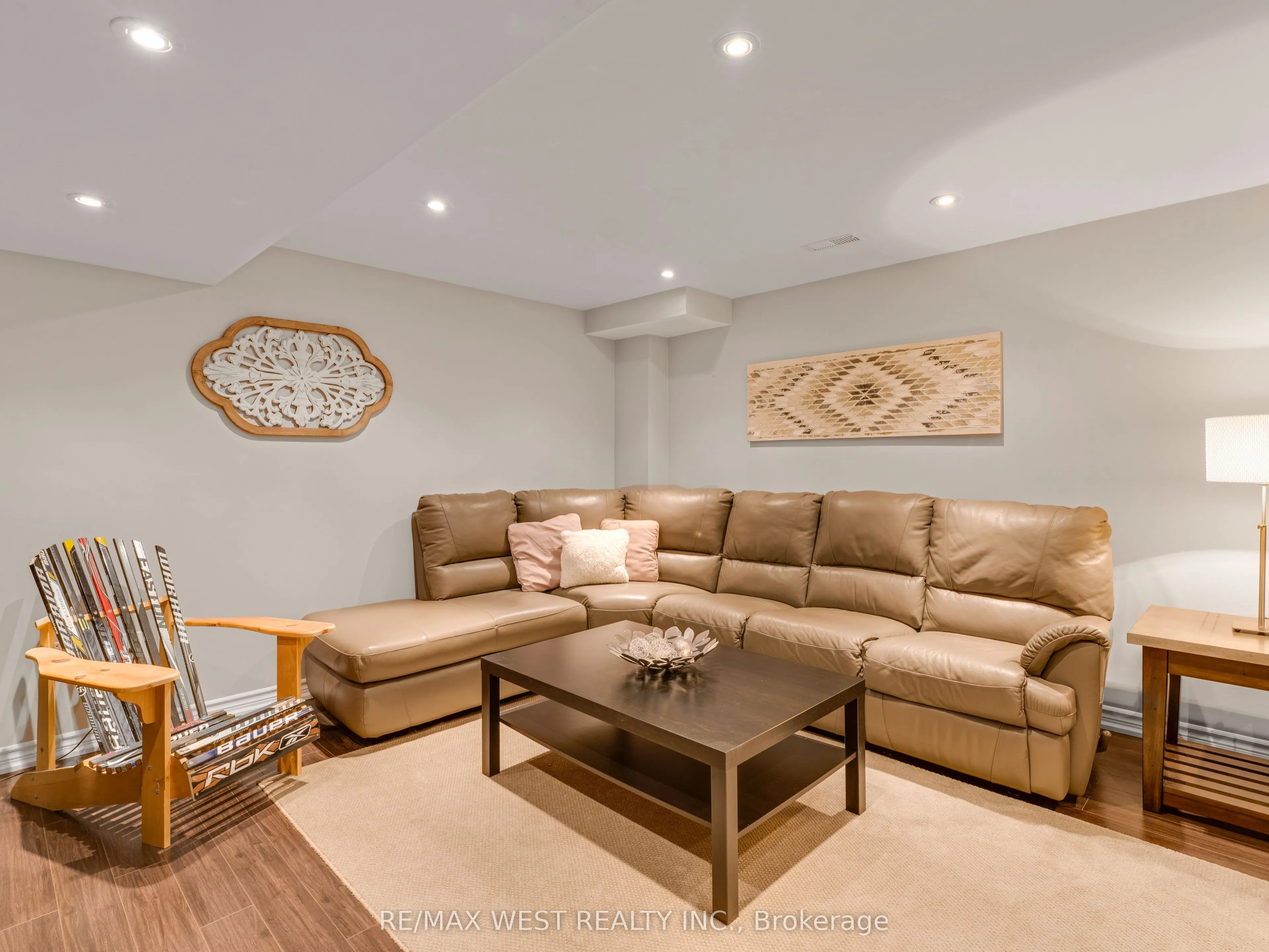 26 Shady Glen Crescent