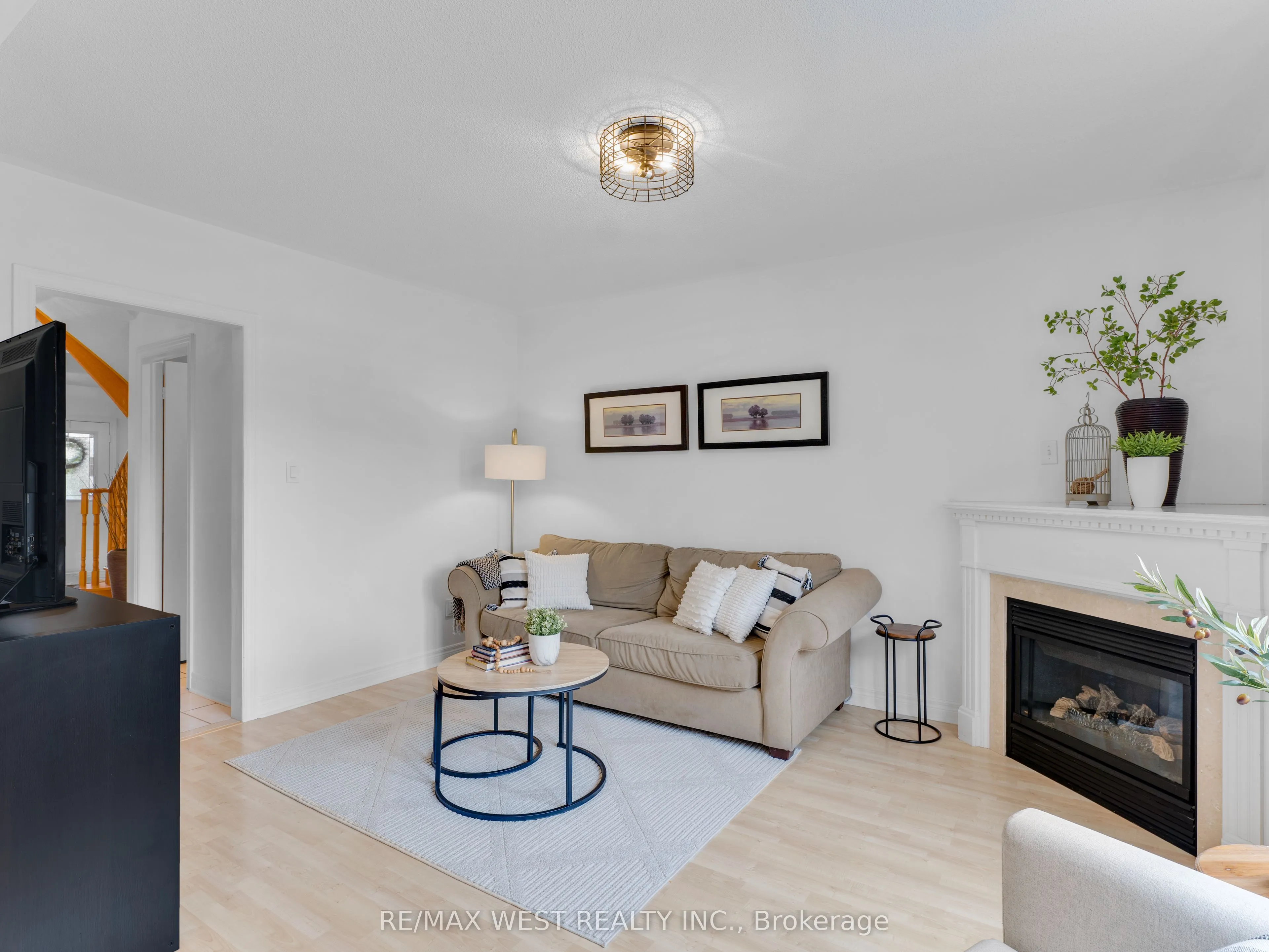 26 Shady Glen Crescent