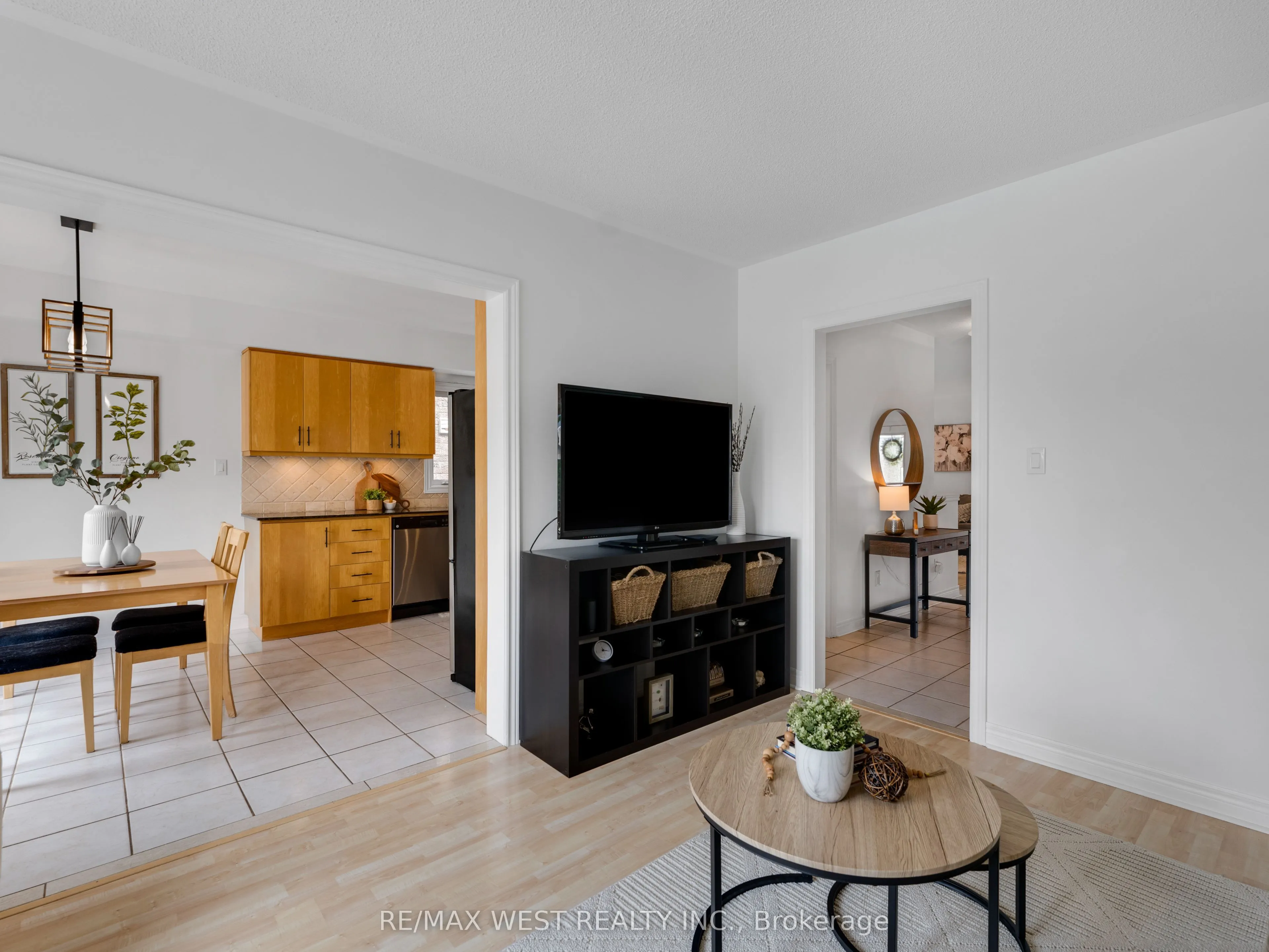 26 Shady Glen Crescent